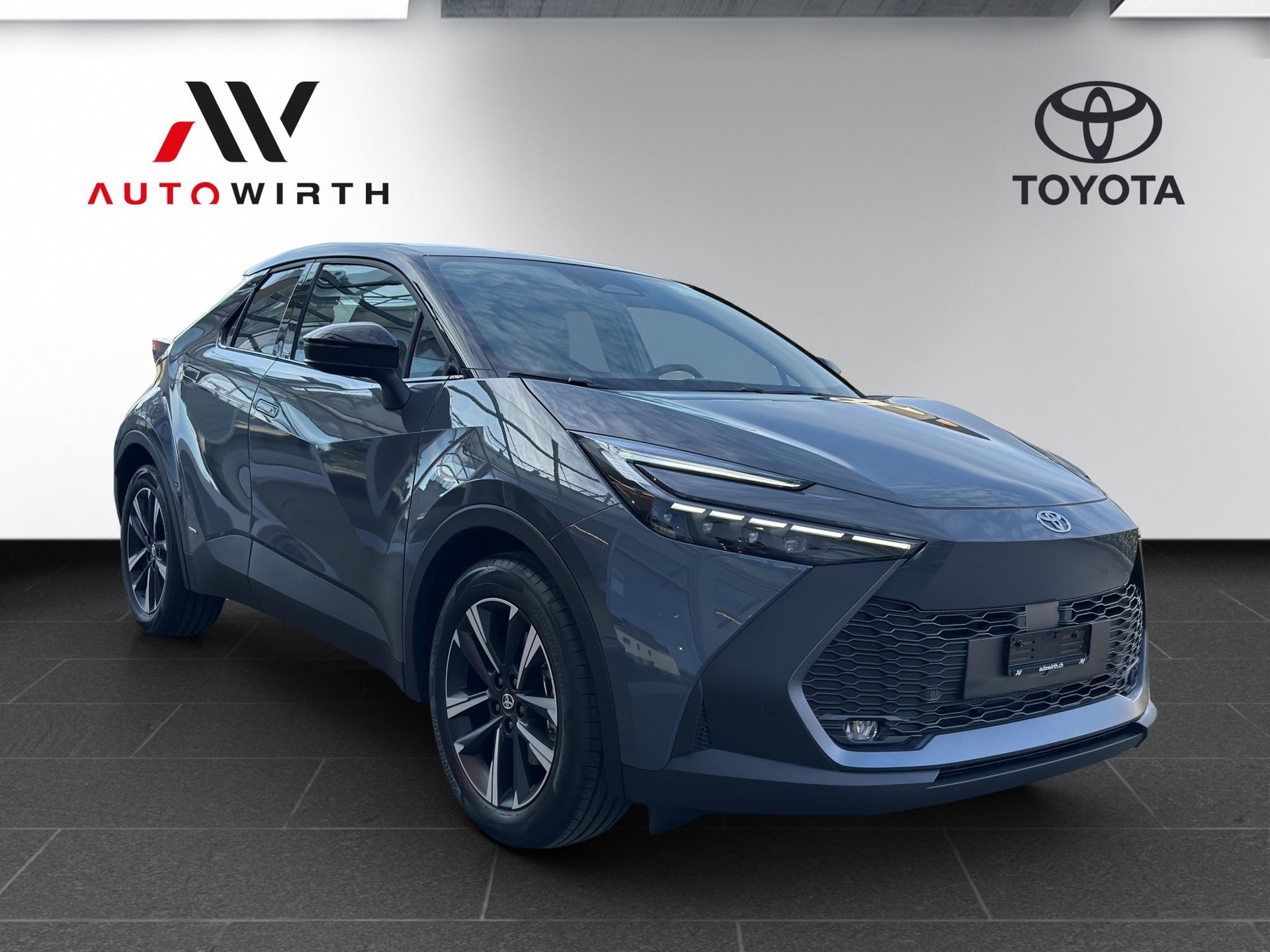 TOYOTA C-HR 2.0 HEV Swiss Edition 4x4-image-2