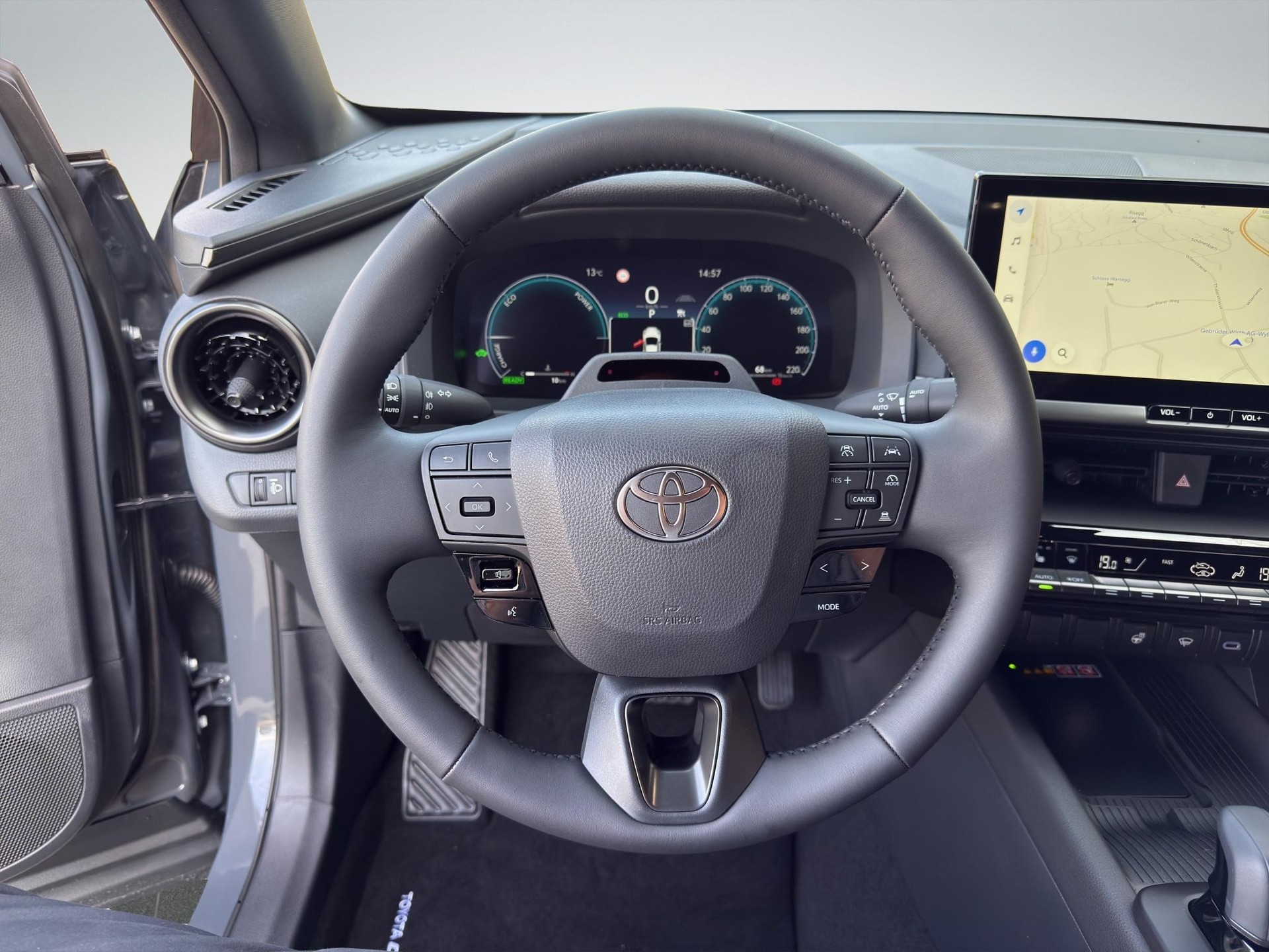 TOYOTA C-HR 2.0 HEV Swiss Edition 4x4-image-9