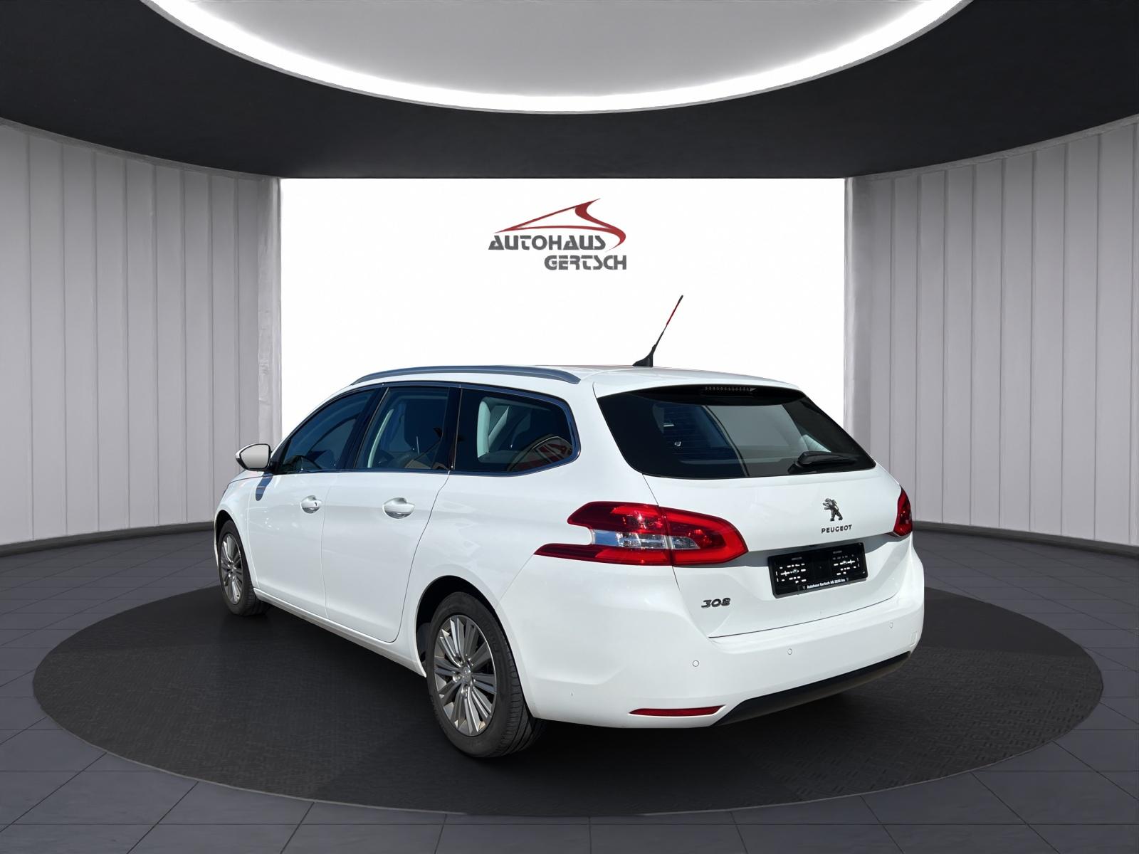 PEUGEOT 308 SW 1.2 PureTech 130 Allure S/S-image-5