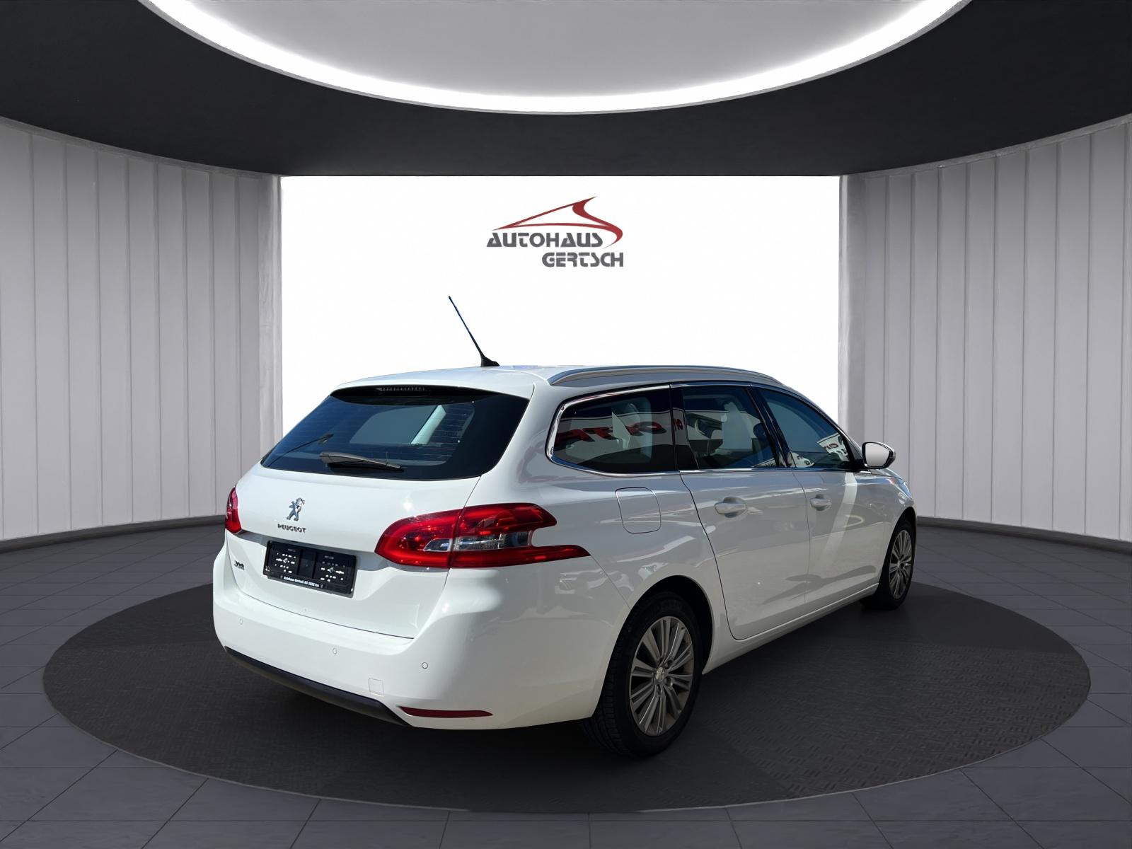 PEUGEOT 308 SW 1.2 PureTech 130 Allure S/S-image-3