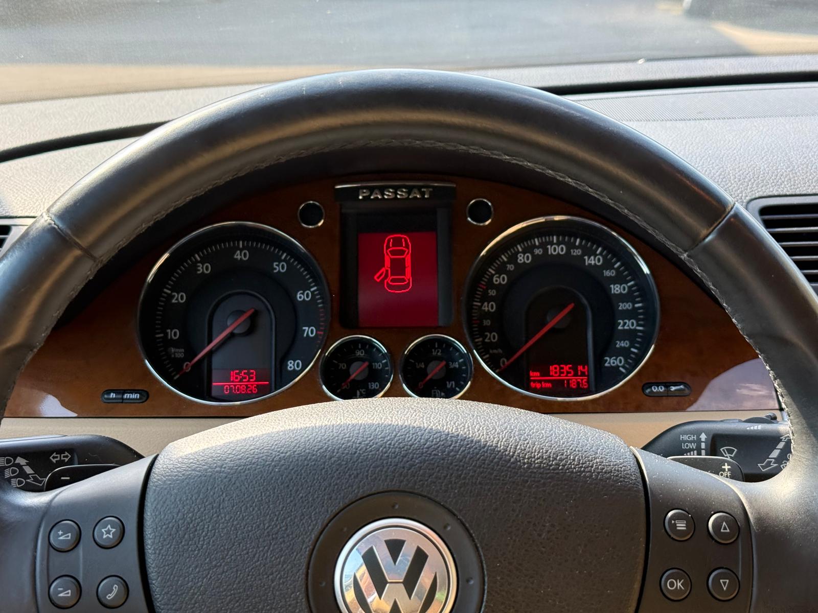 VW Passat Variant 3.2 V6 FSI Sportline 4Motion / 250 PS-image-9