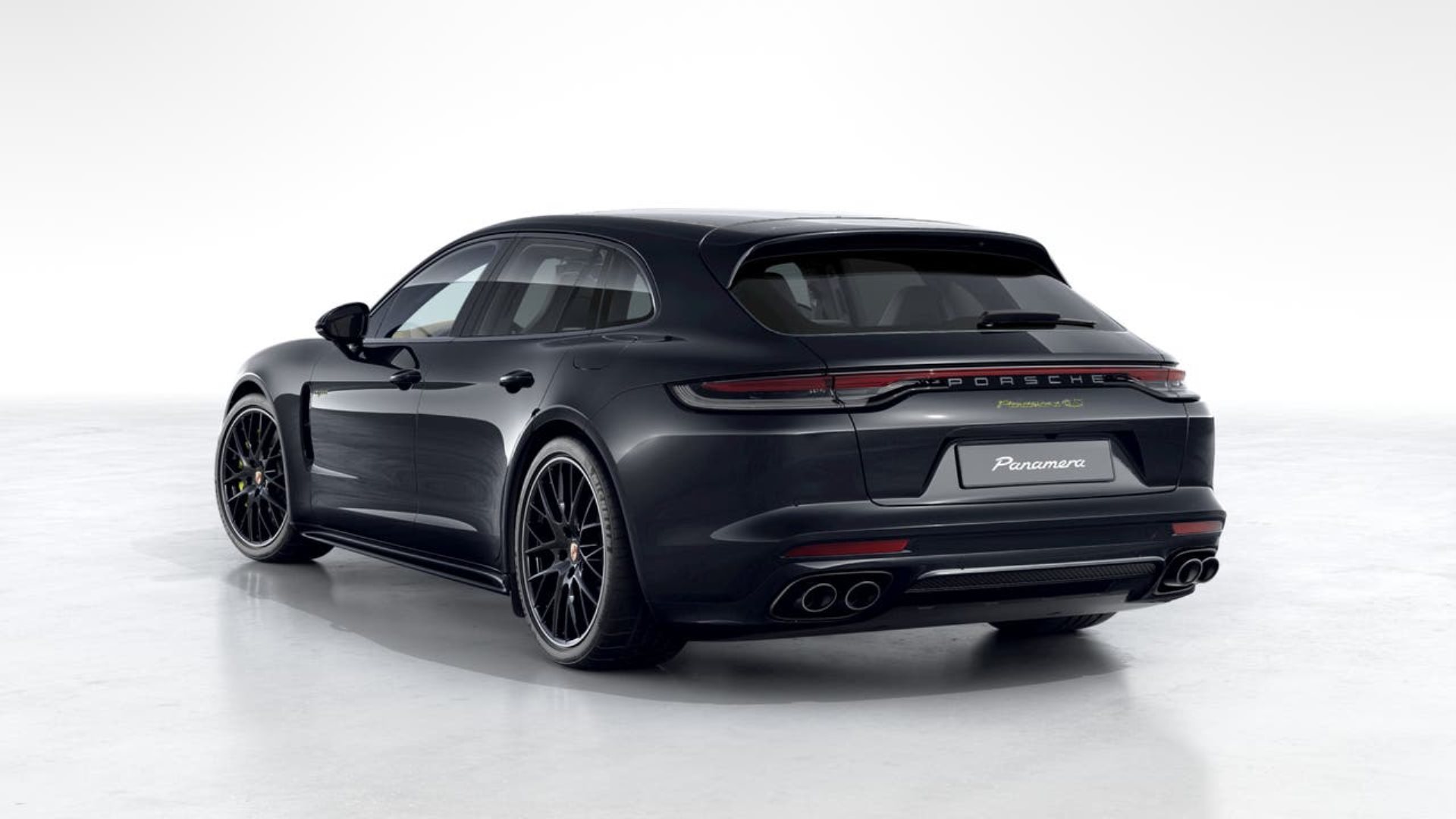 PORSCHE Panamera 4S E-Hybrid Sport Turismo (MY23)-image-2