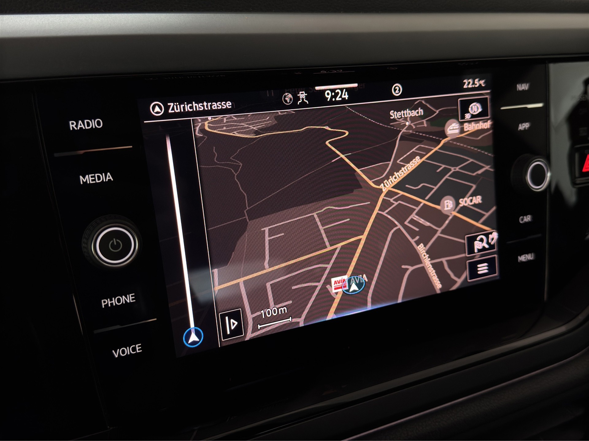 VW Taigo 1.0 TSI R-Line DSG "Pano-RF.-Kamera-Spurpaket-Matrix"-image-15