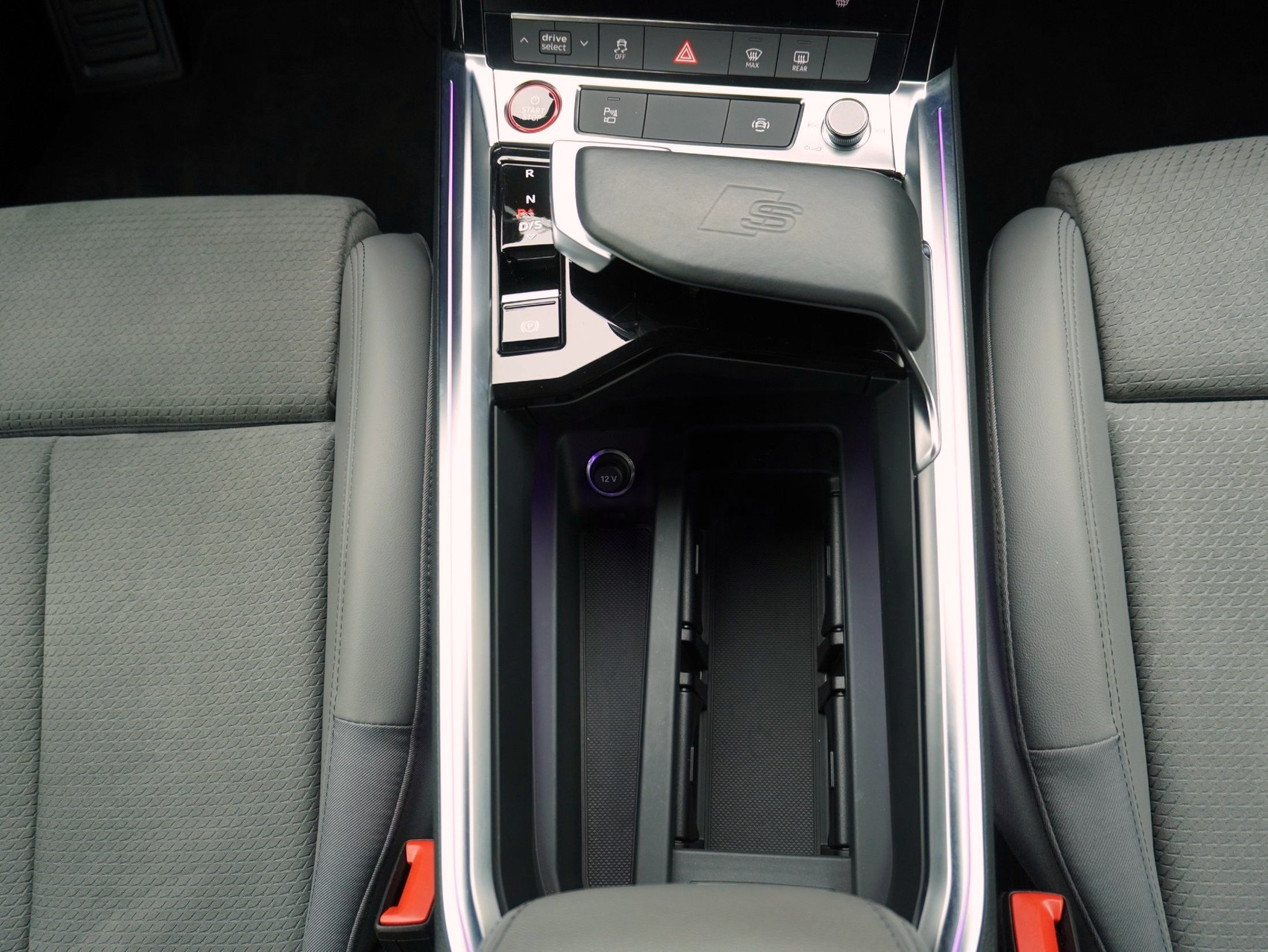 AUDI e-tron S quattro-image-15