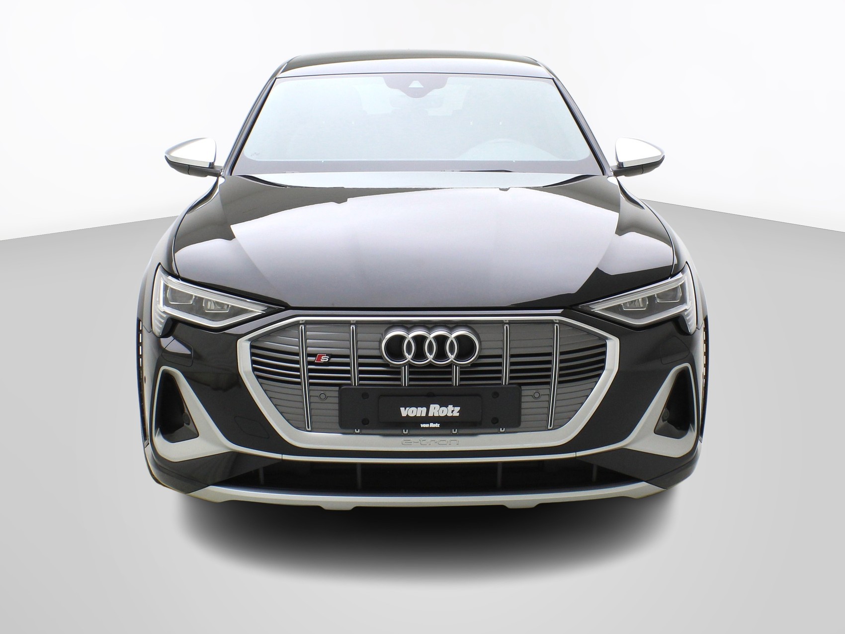 AUDI e-tron S quattro-image-5