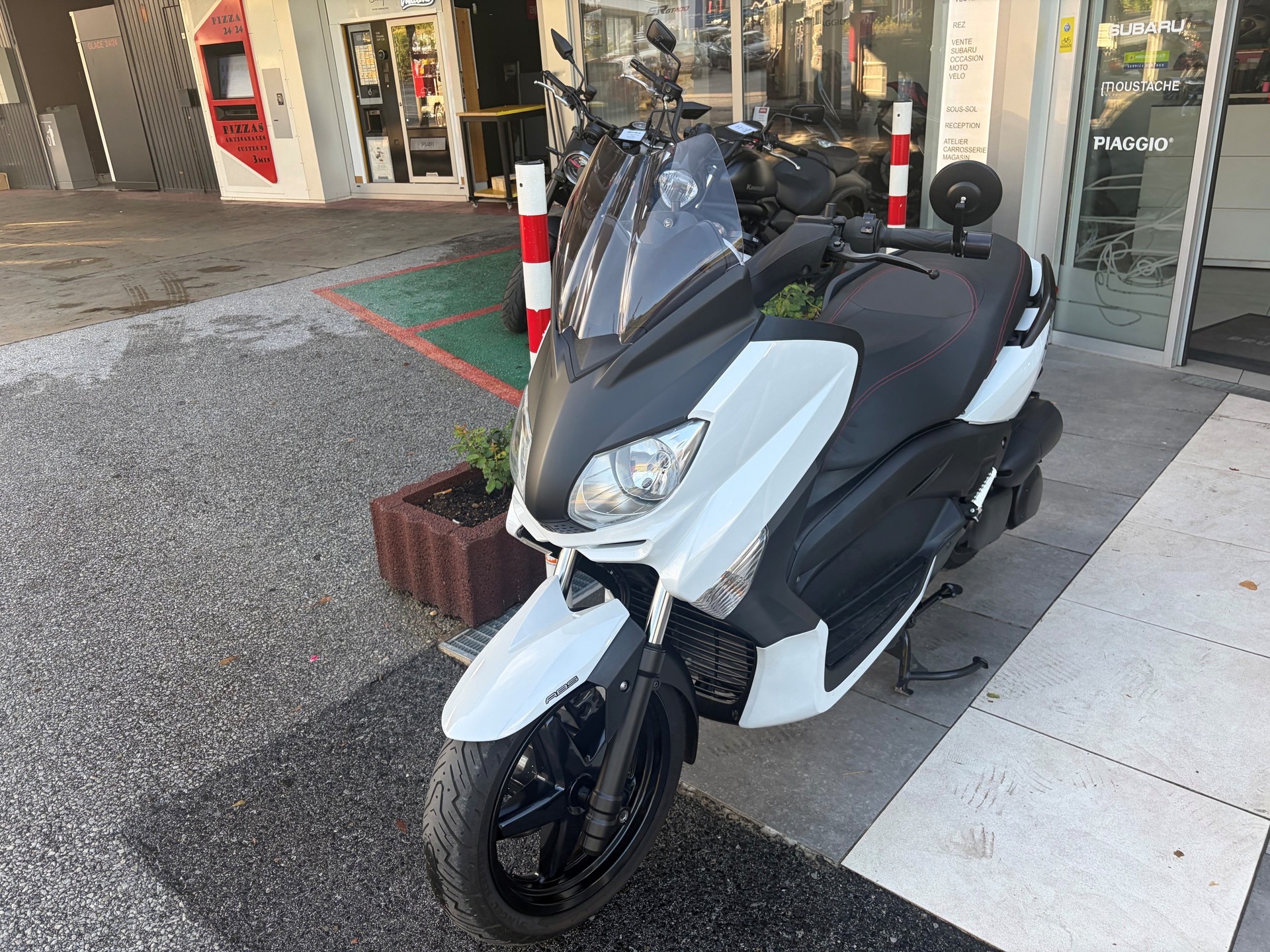 YAMAHA X-MaxYP 250 RA ABS