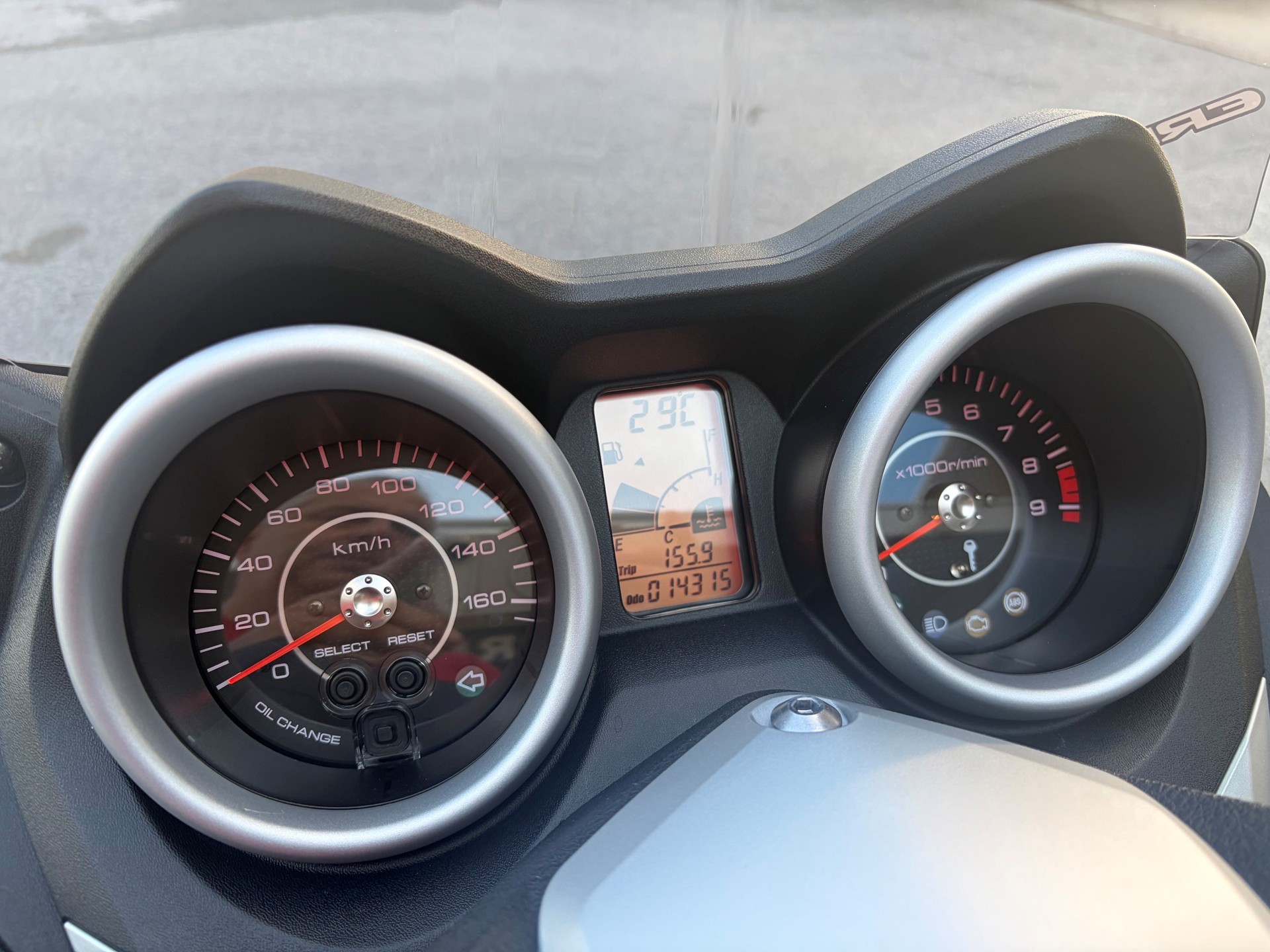 YAMAHA X-MaxYP 250 RA ABS-showroom-element-2