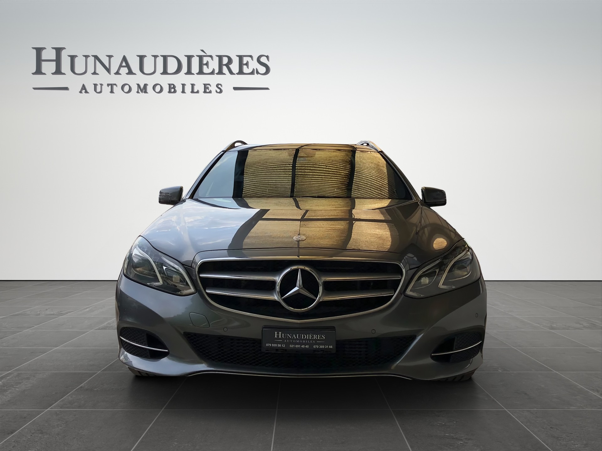 MERCEDES-BENZ E 250 BlueTEC 4Matic 7G-Tronic-image-13