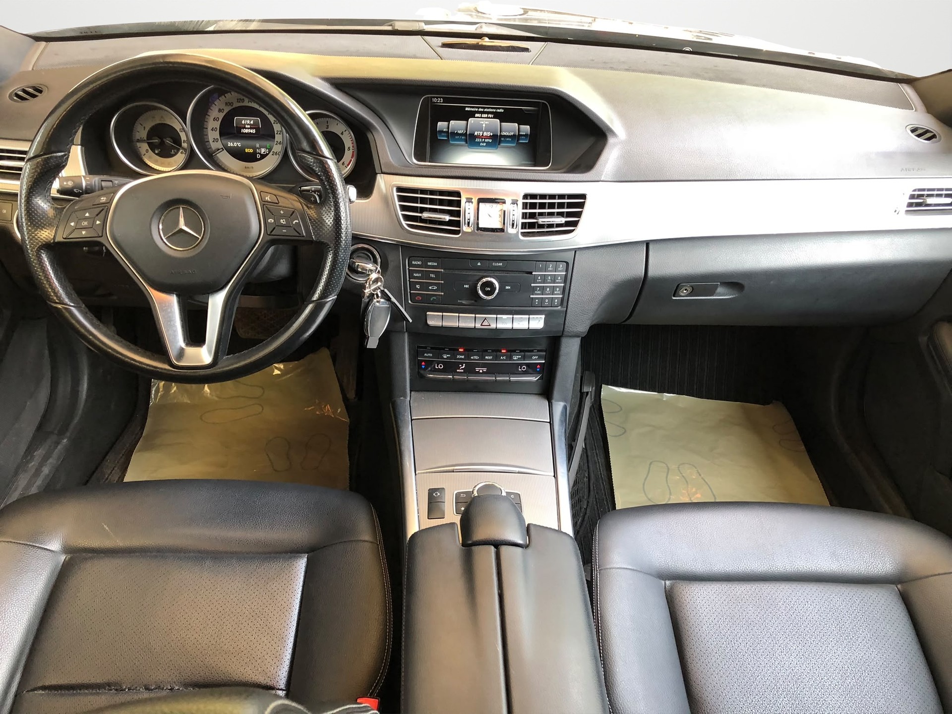 MERCEDES-BENZ E 250 BlueTEC 4Matic 7G-Tronic-image-2