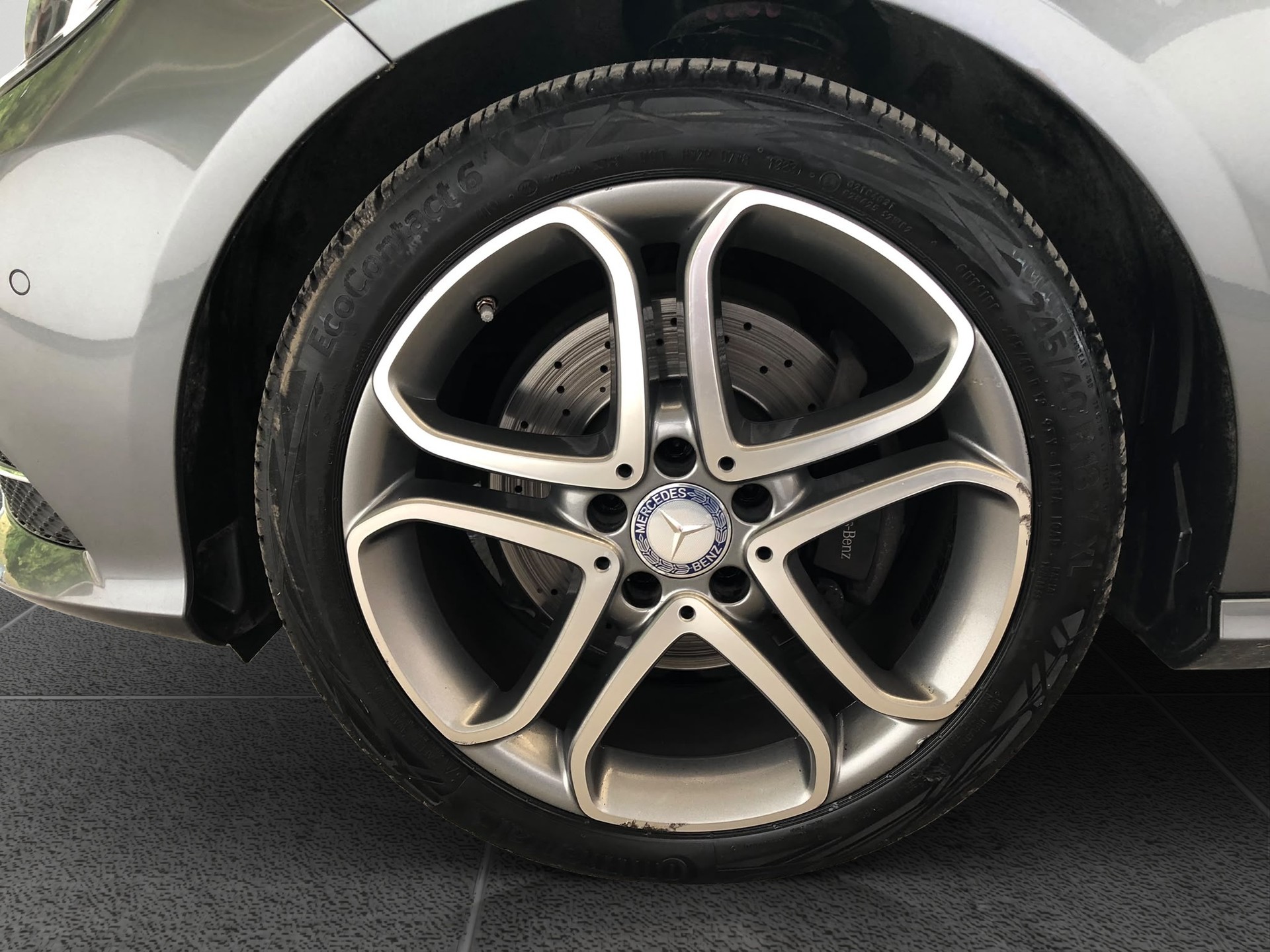 MERCEDES-BENZ E 250 BlueTEC 4Matic 7G-Tronic-image-11
