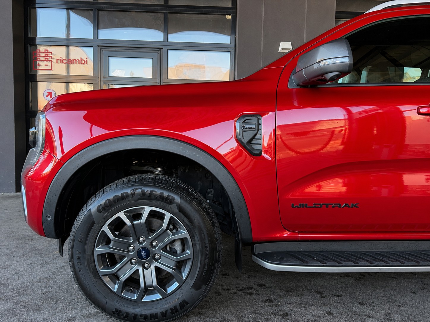 FORD Ranger Wildtrak 2.0 Eco Blue e-4WD Automat-image-5