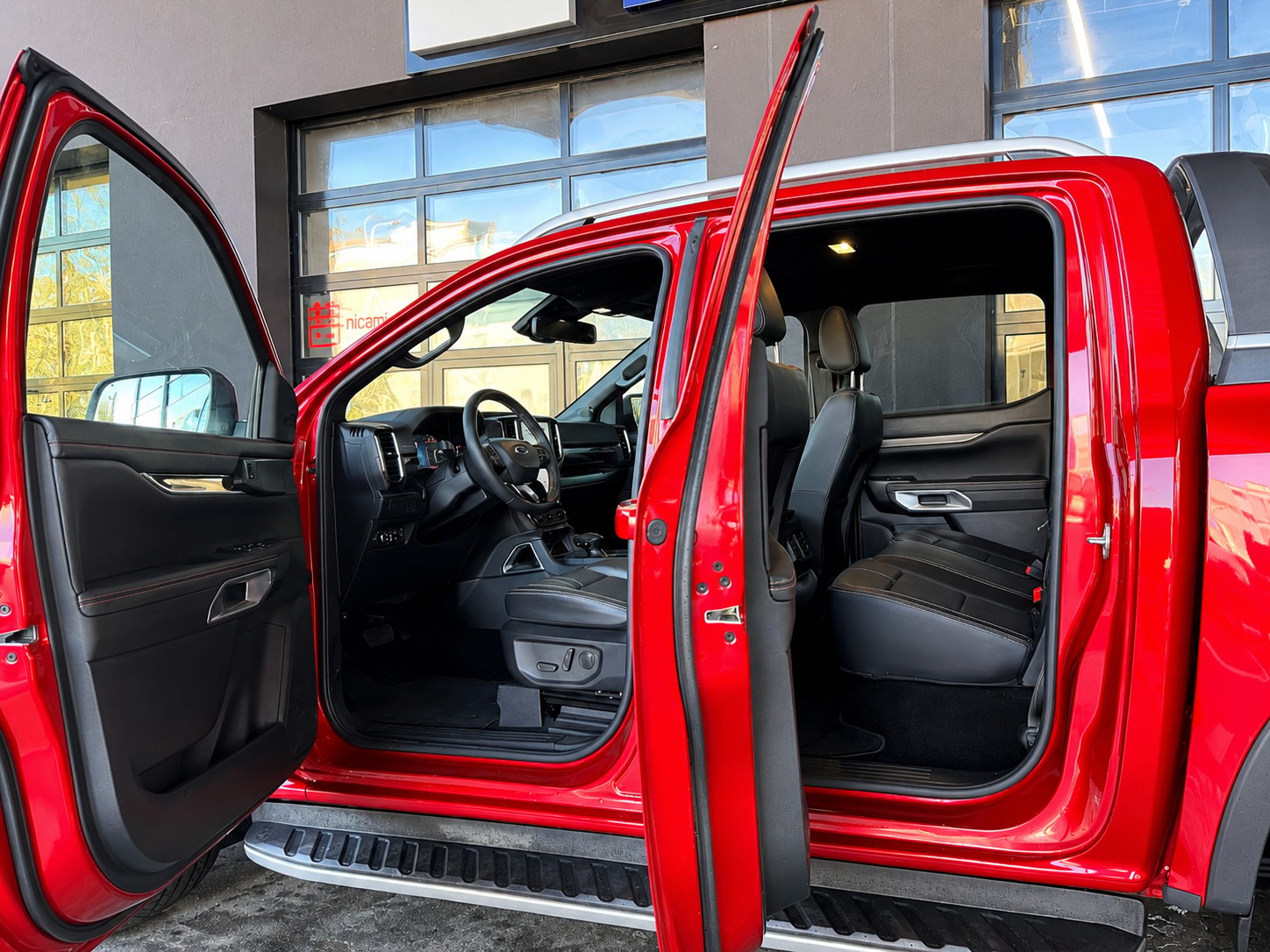 FORD Ranger Wildtrak 2.0 Eco Blue e-4WD Automat-image-4