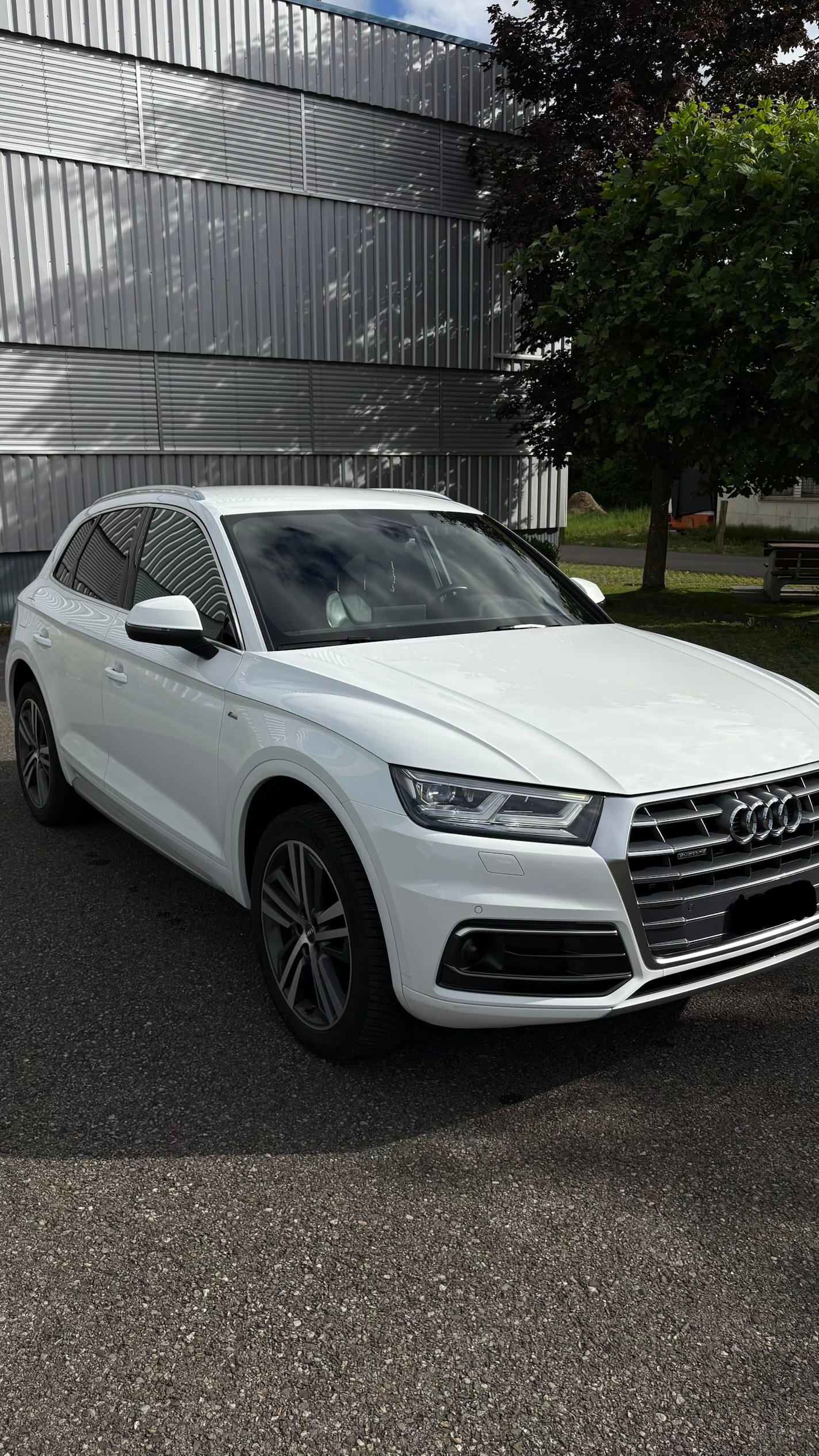 AUDI 2.0 TDI 190 quattro S-Tronic-image-2