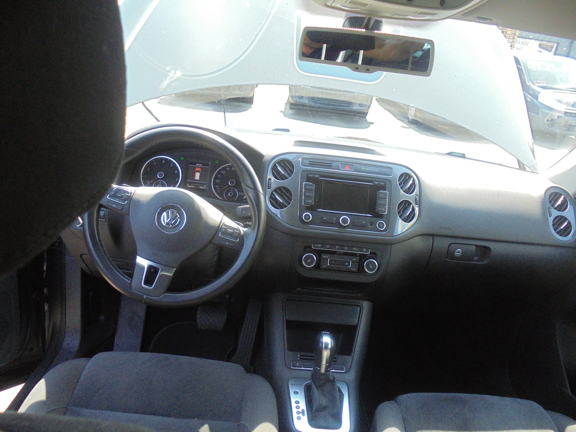 VW Tiguan 2.0 TSI Sport&Style 4Motion DSG-image-7