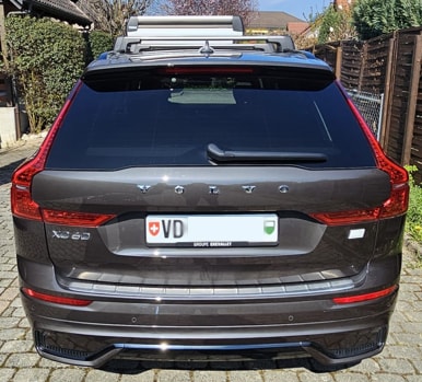 VOLVO 2.0 T6 TE Ultimate Dark eAWD-image-1