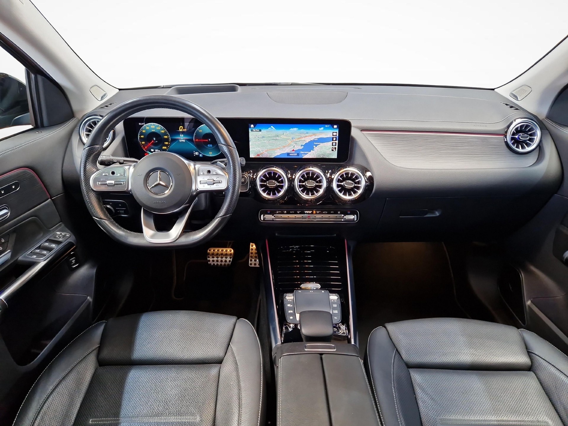 MERCEDES-BENZ EQA 350 4MATIC AMG Line-image-5