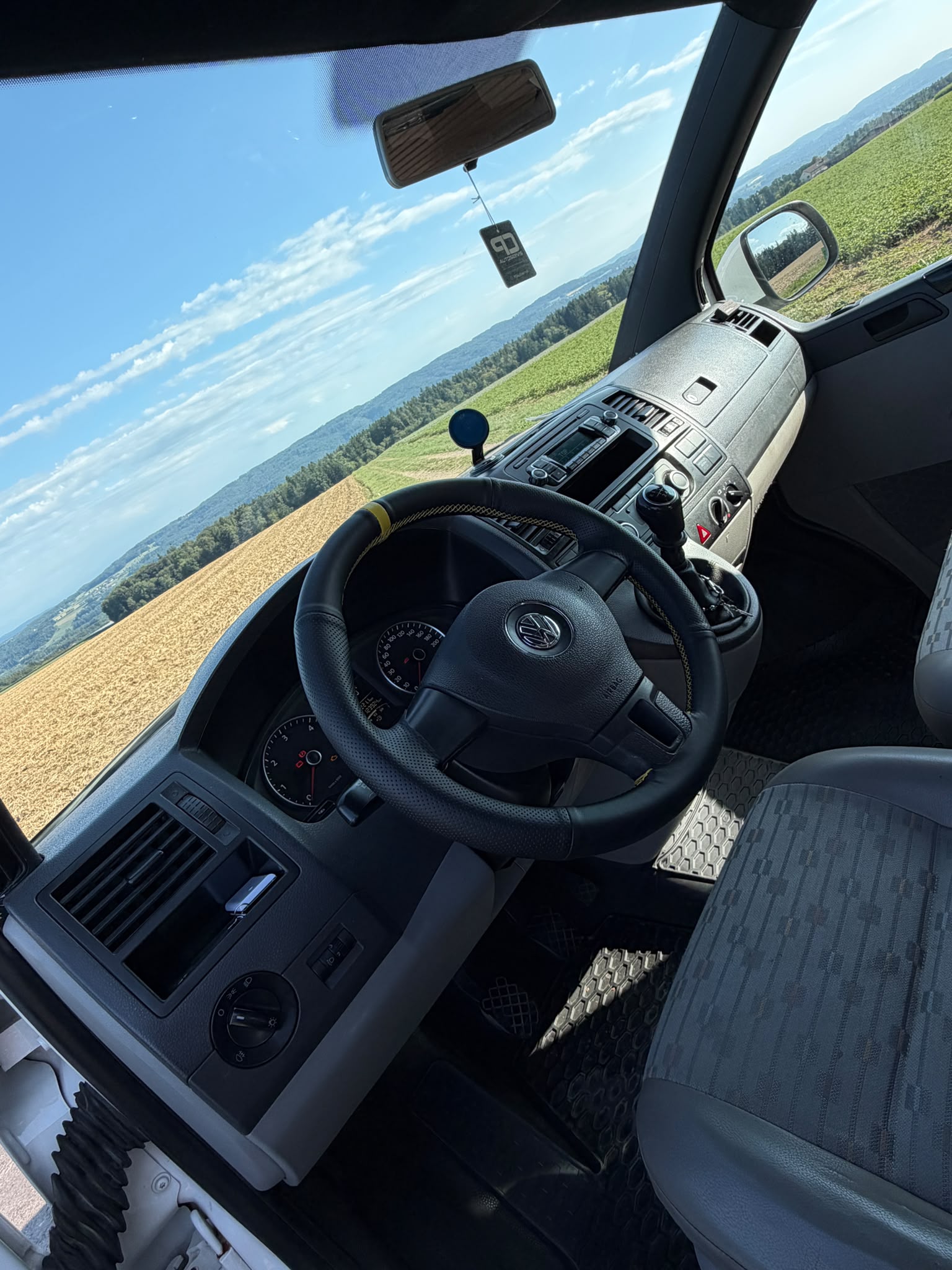 VW T5 2.0 TDI BMT 4Motion-image-3