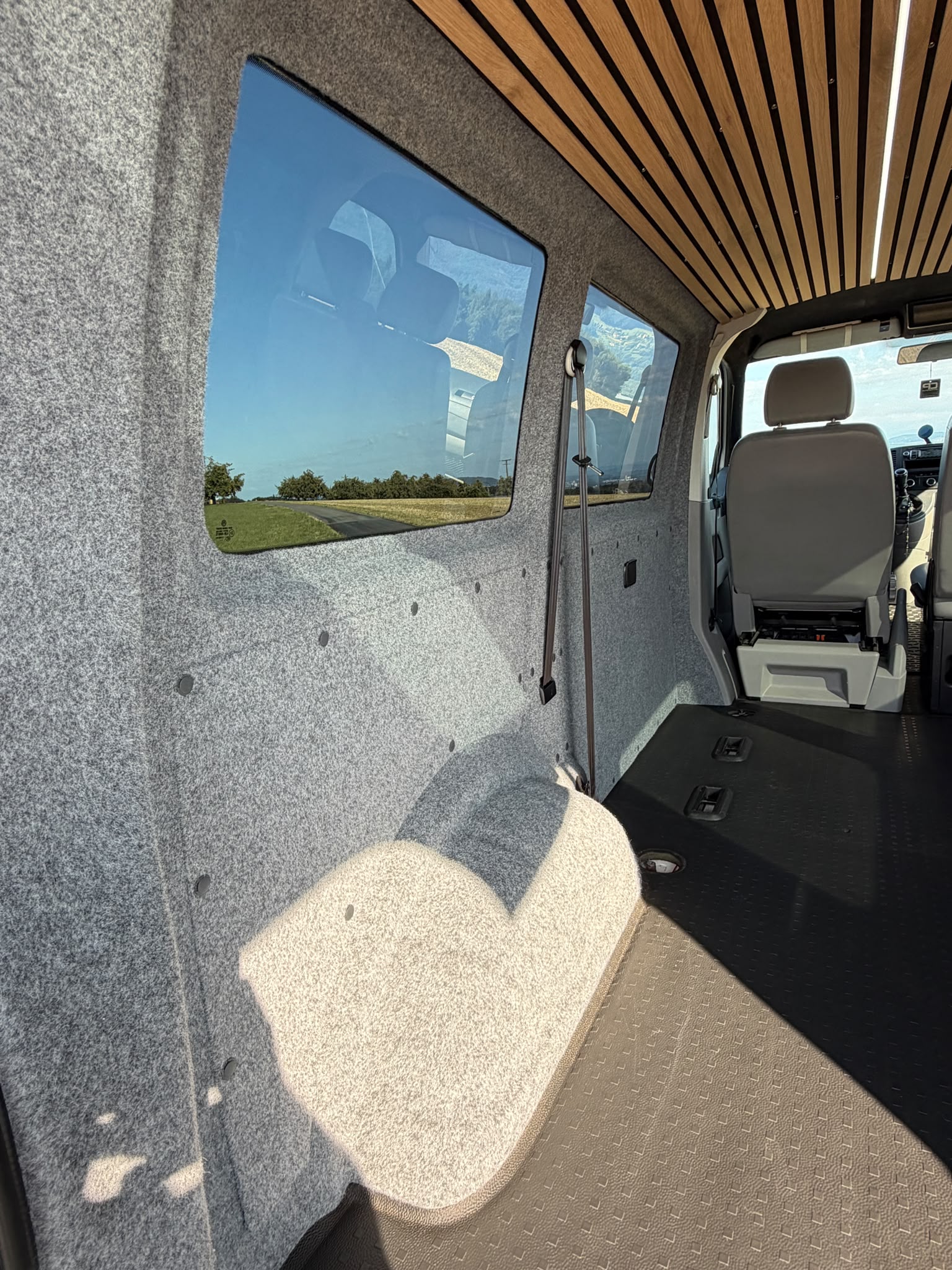 VW T5 2.0 TDI BMT 4Motion-image-10