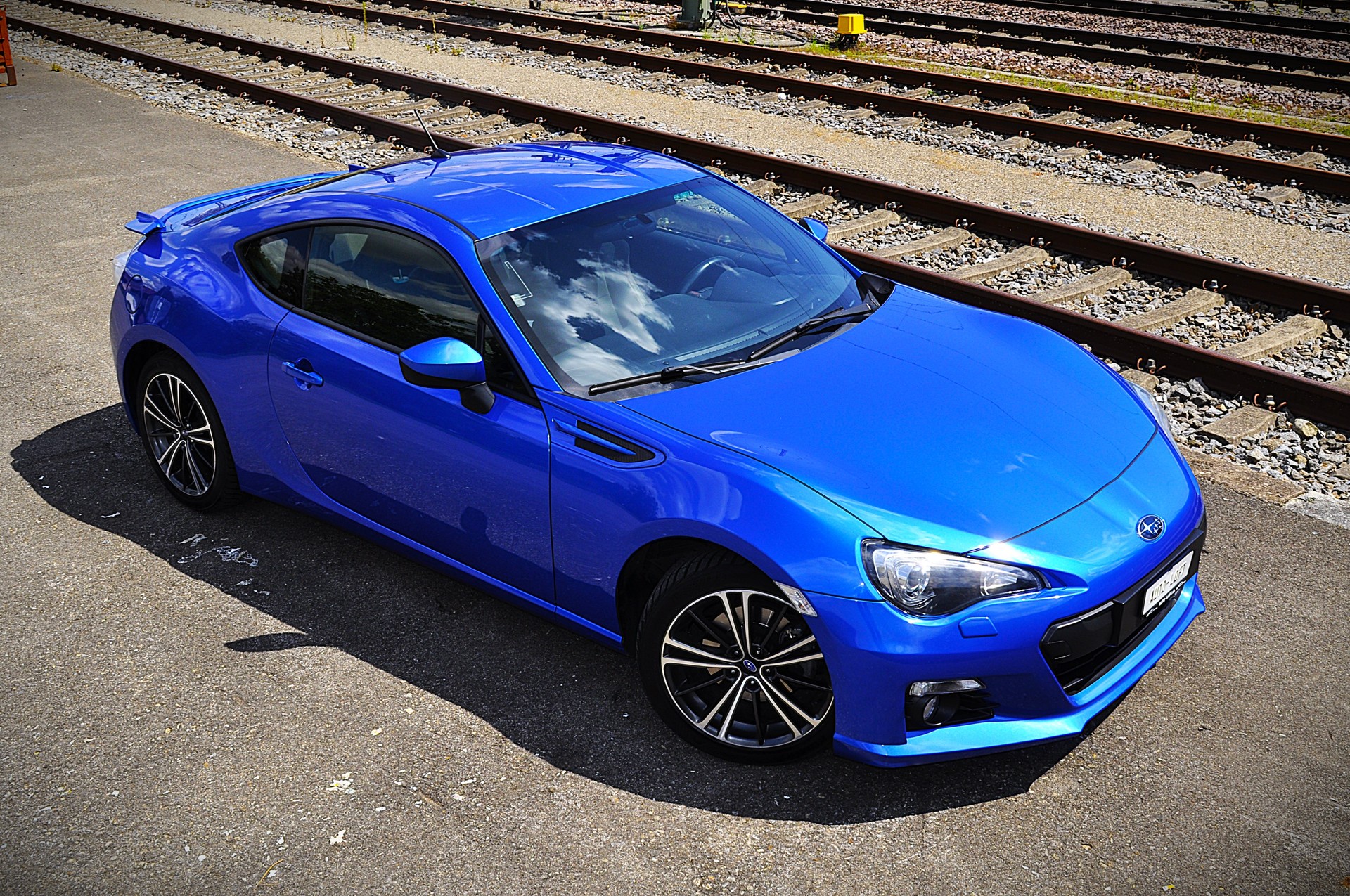 SUBARU BRZ 2.0R-image-1