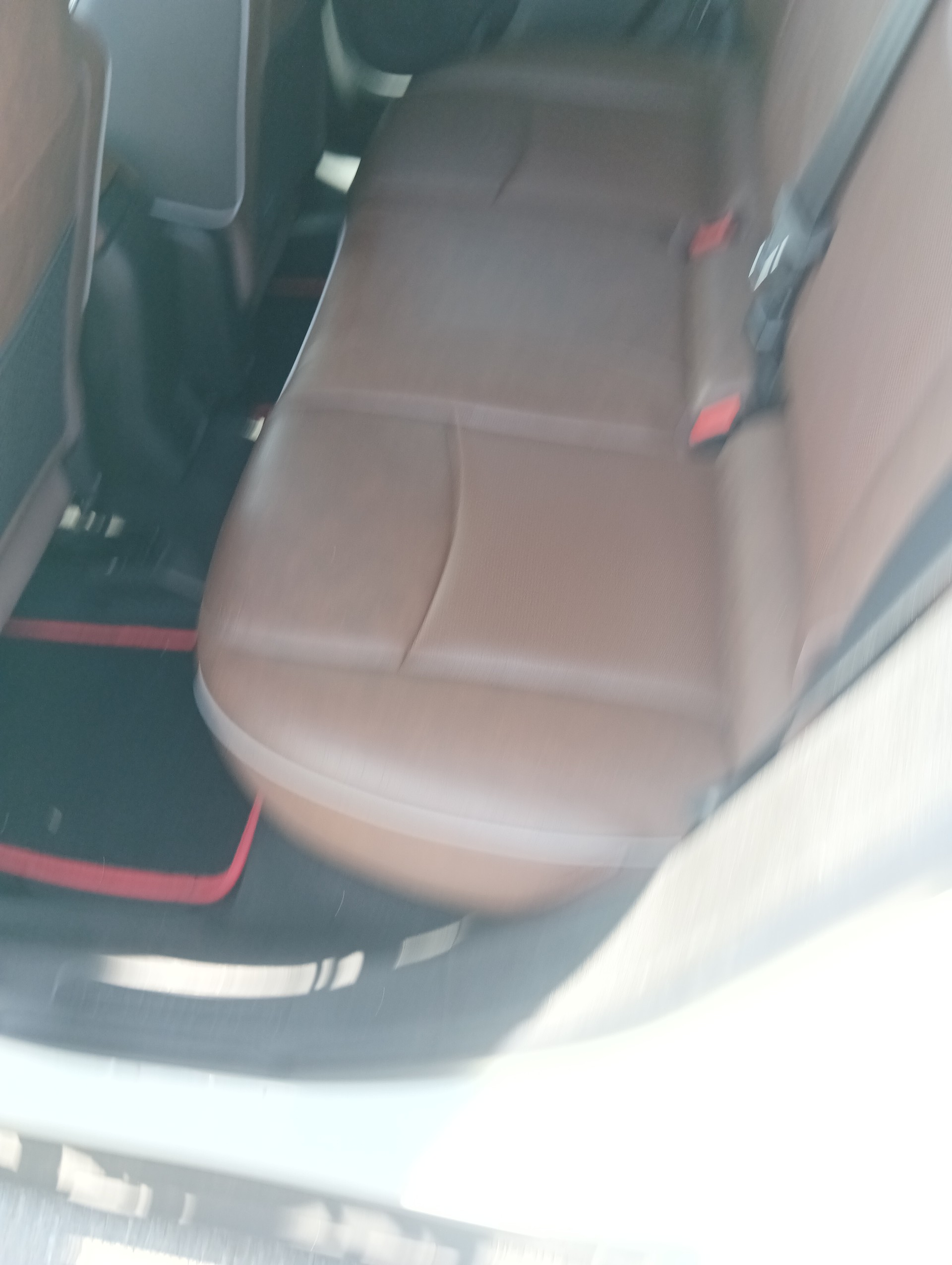 FIAT 500X 1.4T Lounge DCT-image-6