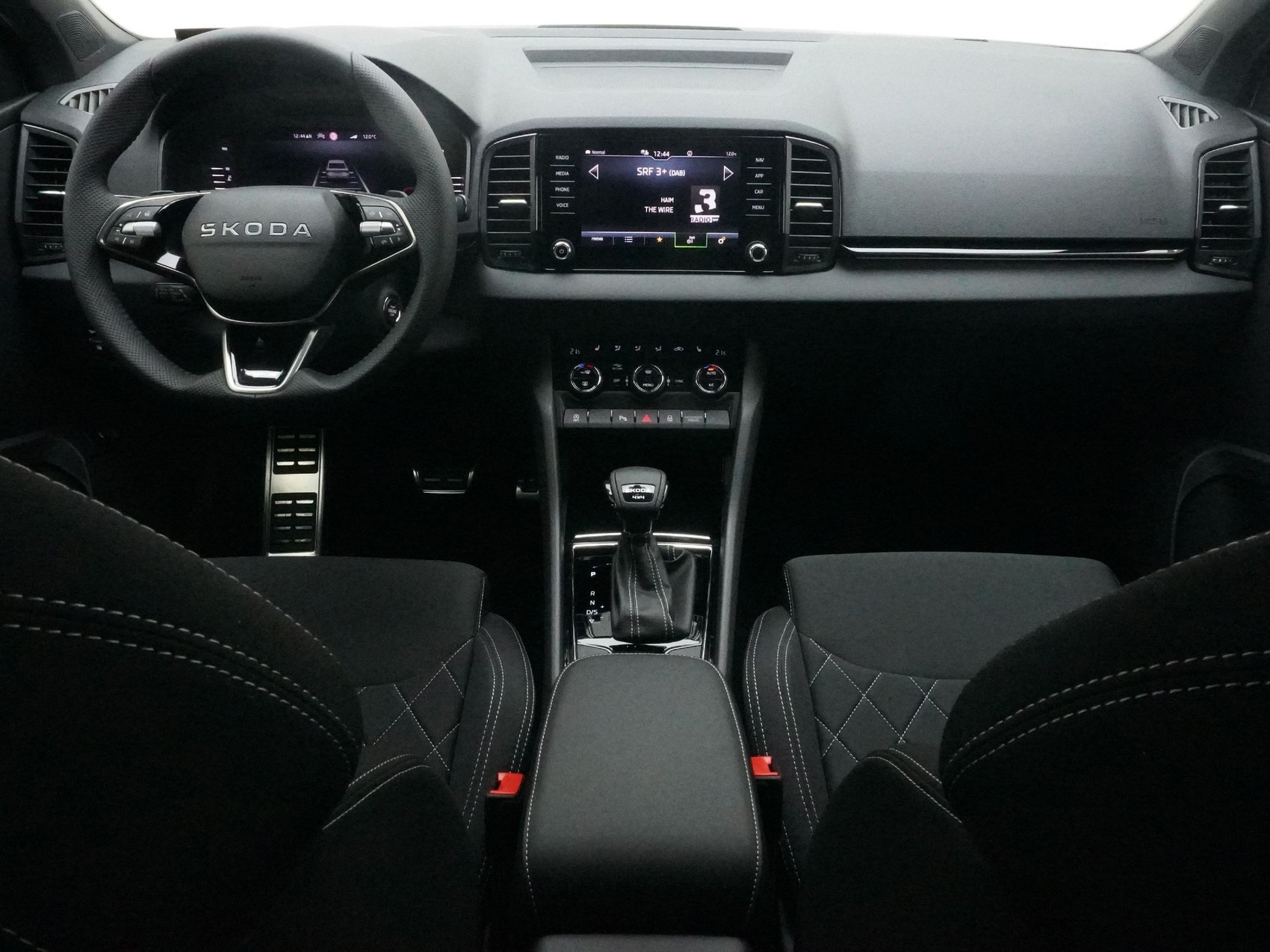 SKODA Karoq 2.0 TSI SportLine DSG 4x4-image-8