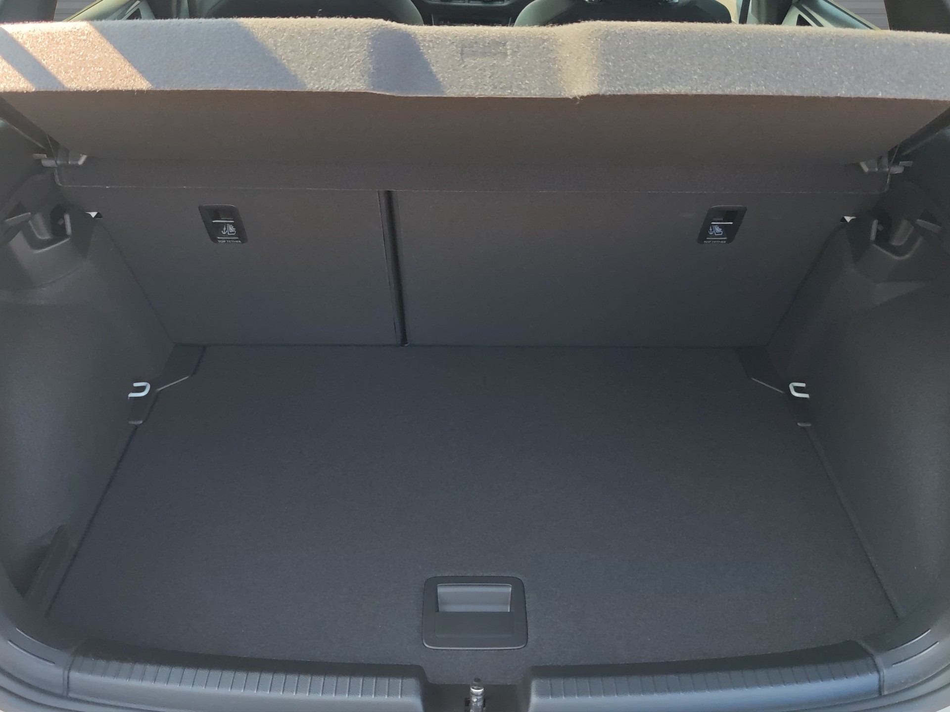 VW Polo 2.0 TSI GTI DSG-image-13