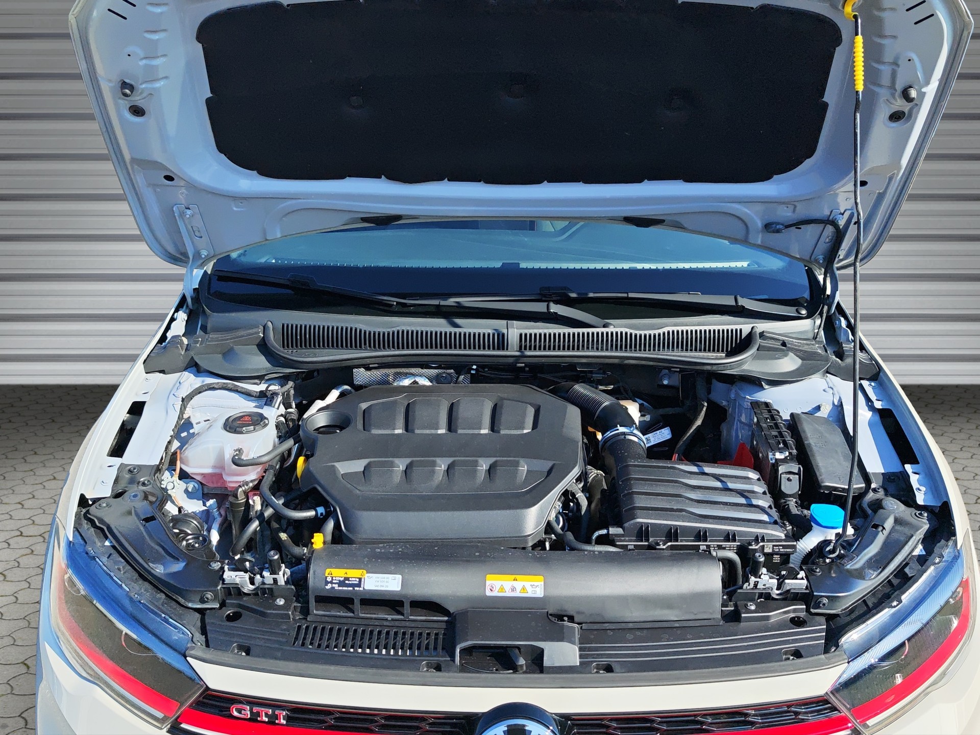 VW Polo 2.0 TSI GTI DSG-image-14