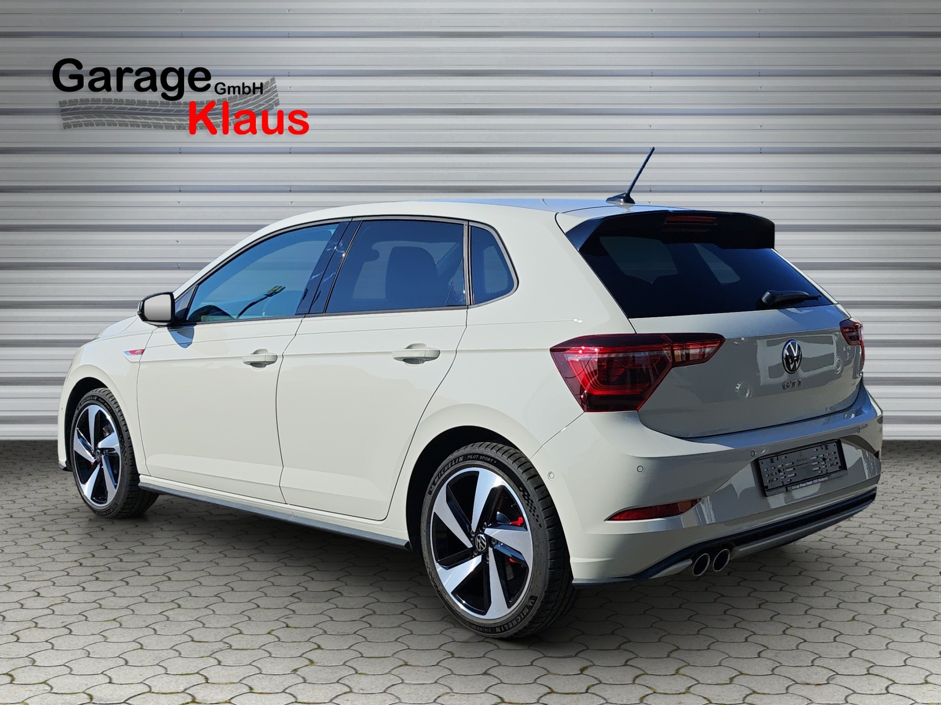 VW Polo 2.0 TSI GTI DSG-image-3