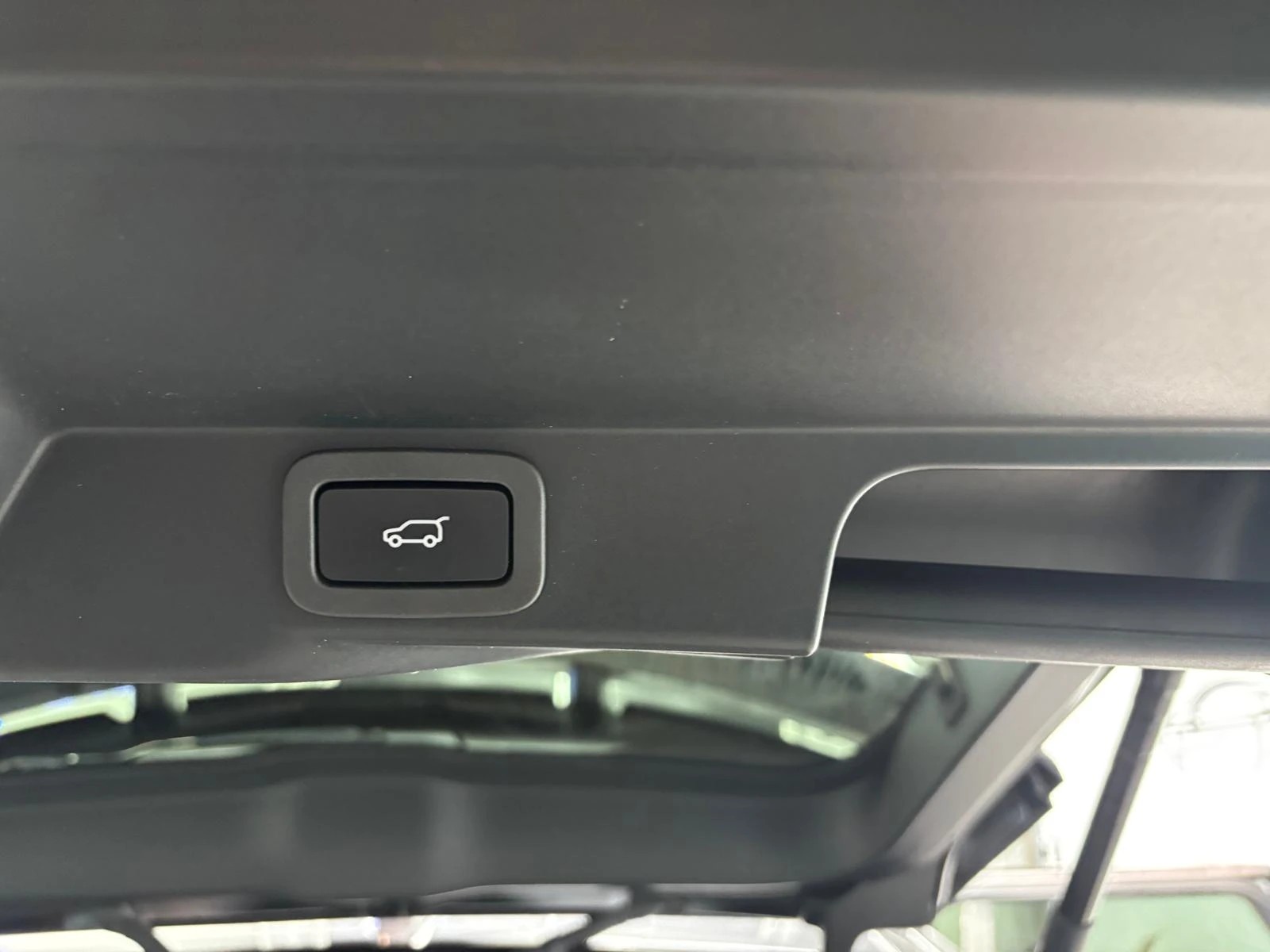 LAND ROVER Range Rover Sport 3.0 SDV6 SE Automatic - Toit ouvrant - Caméra de recul - Attelage --image-29