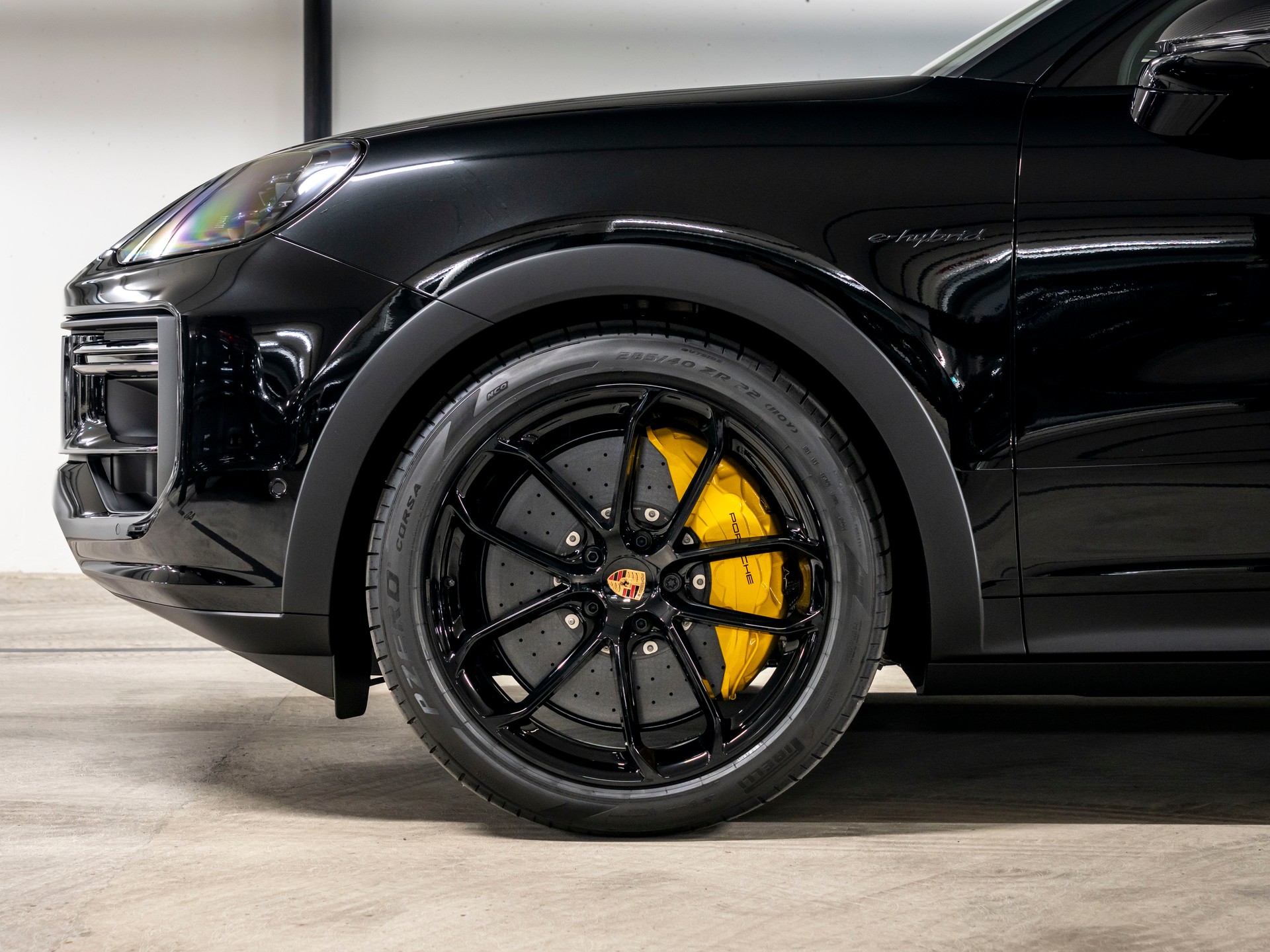 PORSCHE Cayenne Coupé Turbo E-Hybrid GT Tiptronic-image-5