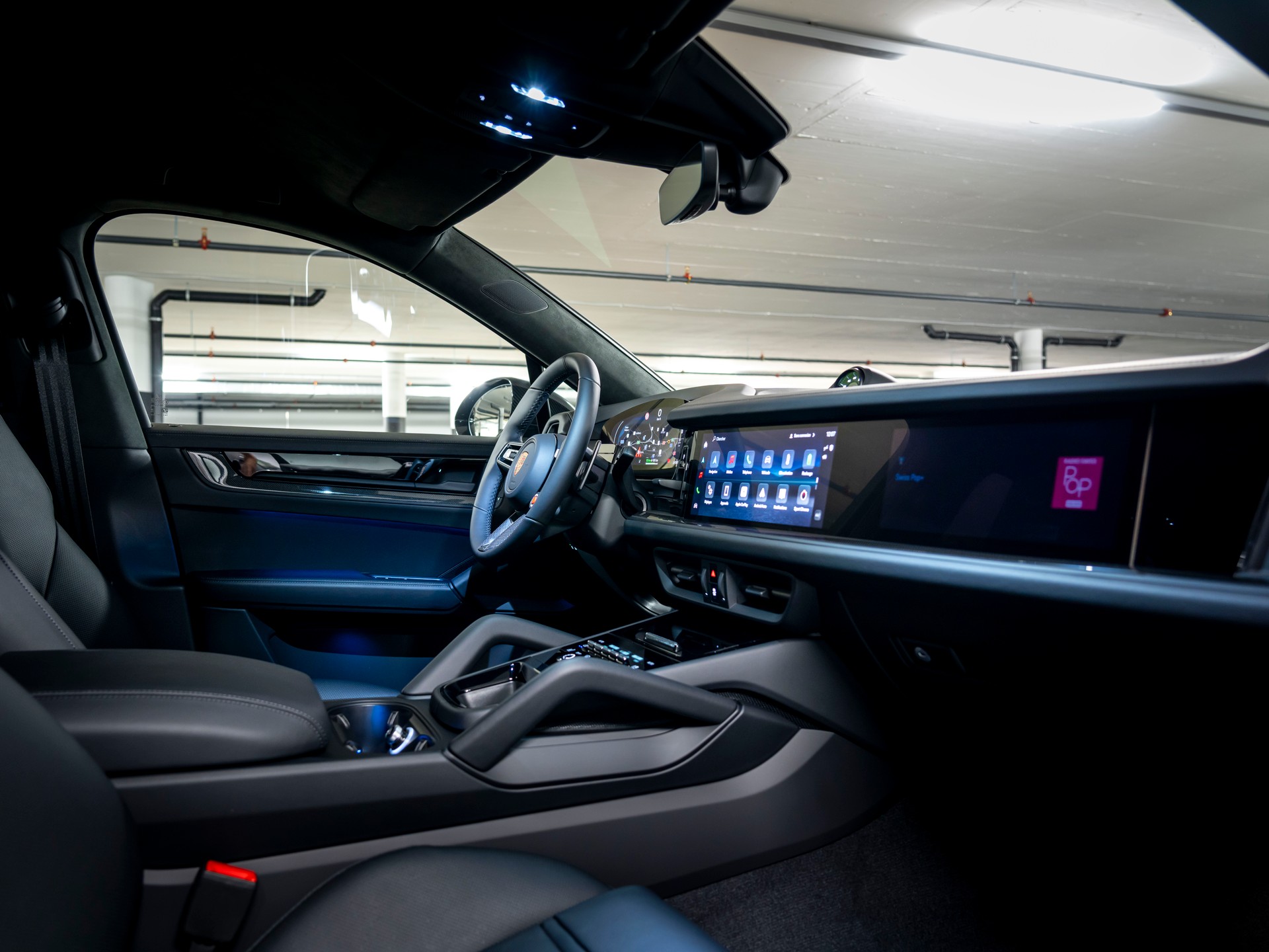 PORSCHE Cayenne Coupé Turbo E-Hybrid GT Tiptronic-image-16