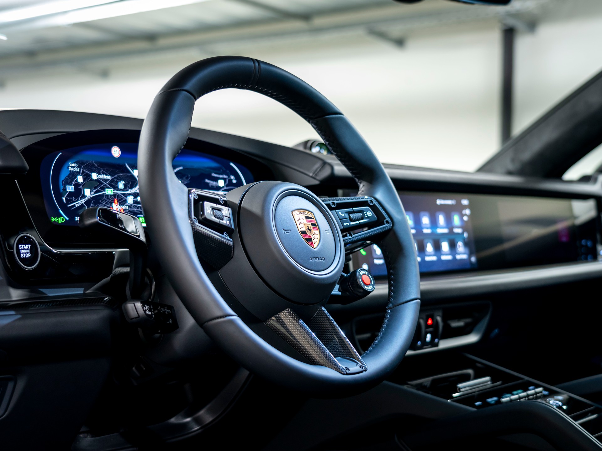 PORSCHE Cayenne Coupé Turbo E-Hybrid GT Tiptronic-image-10