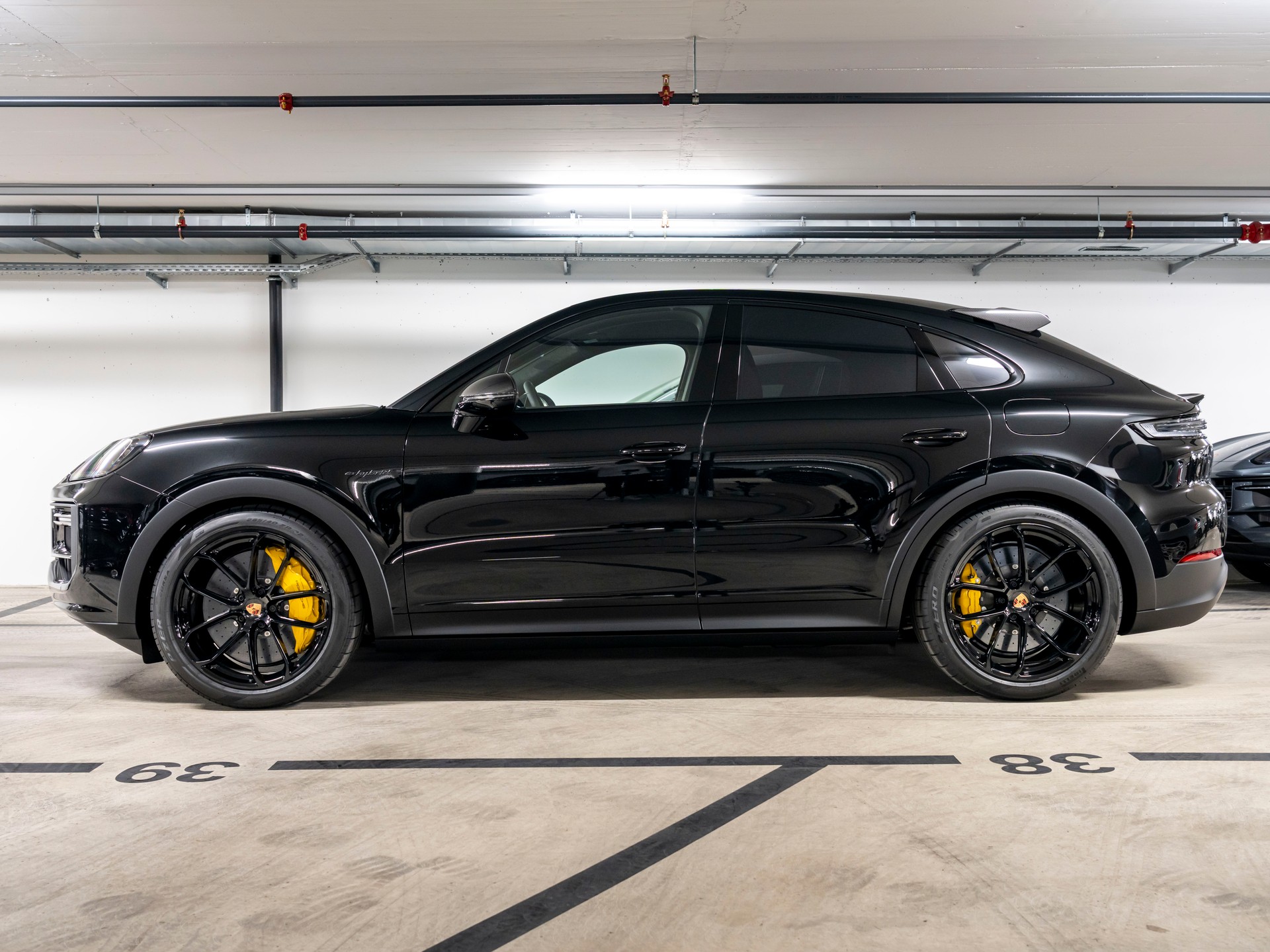 PORSCHE Cayenne Coupé Turbo E-Hybrid GT Tiptronic-image-1