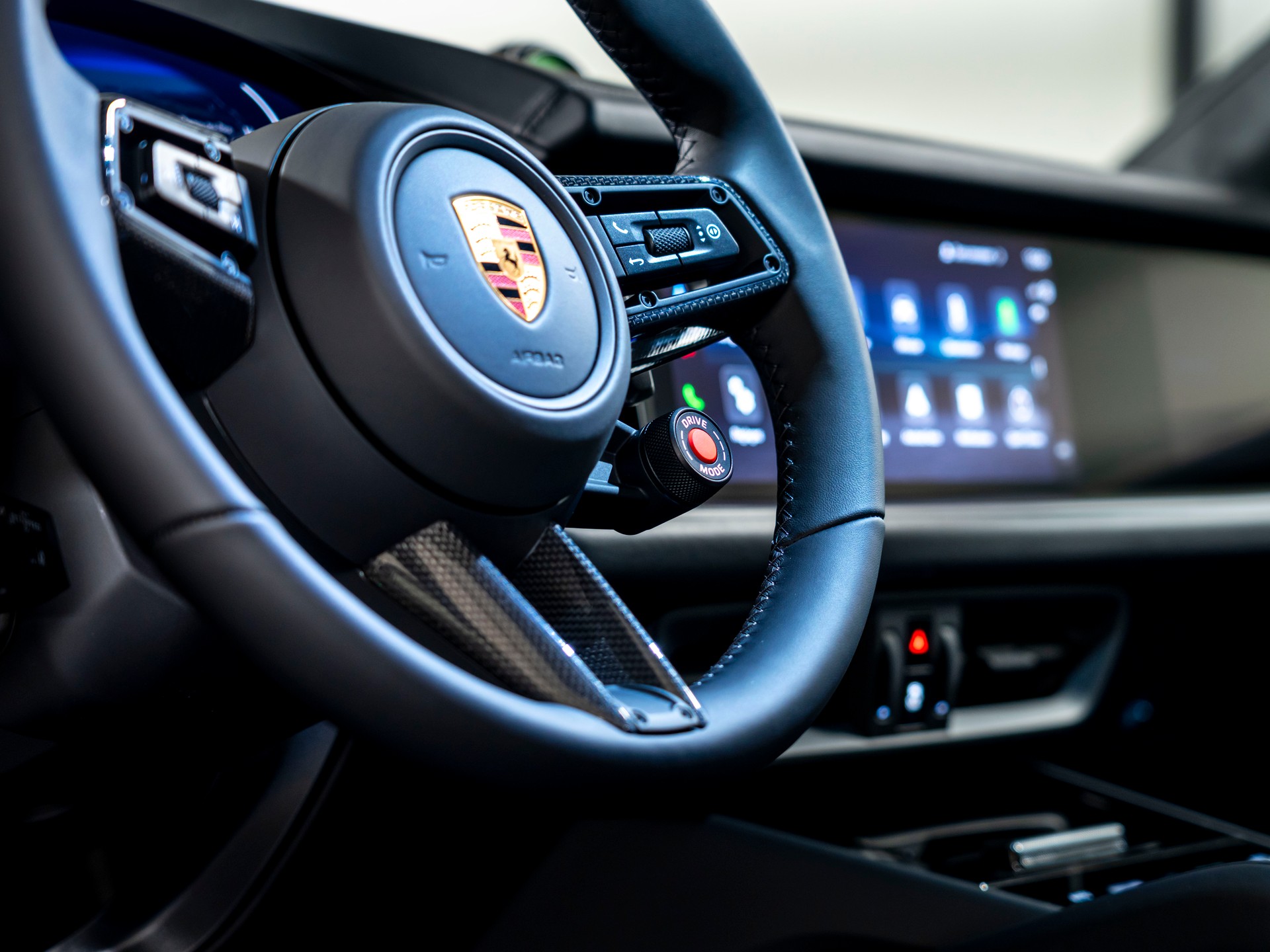 PORSCHE Cayenne Coupé Turbo E-Hybrid GT Tiptronic-image-11