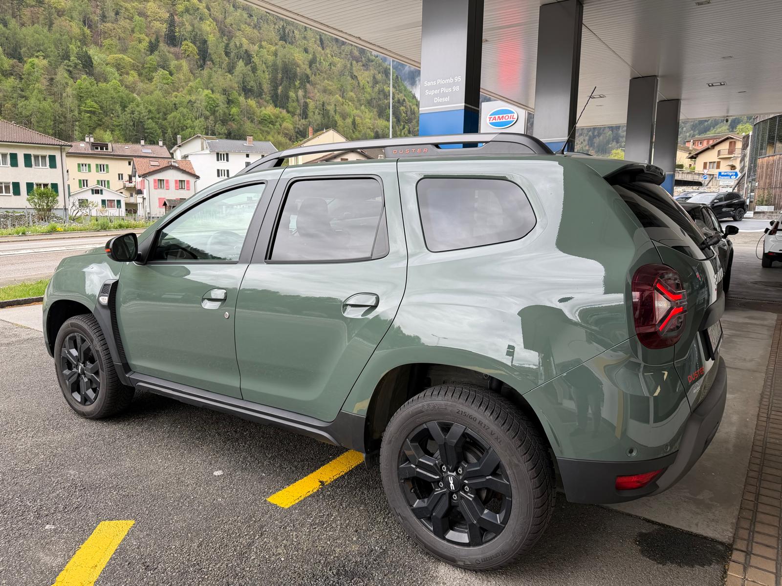 DACIA Duster TCe 150 Journey+ 4x4-image-1
