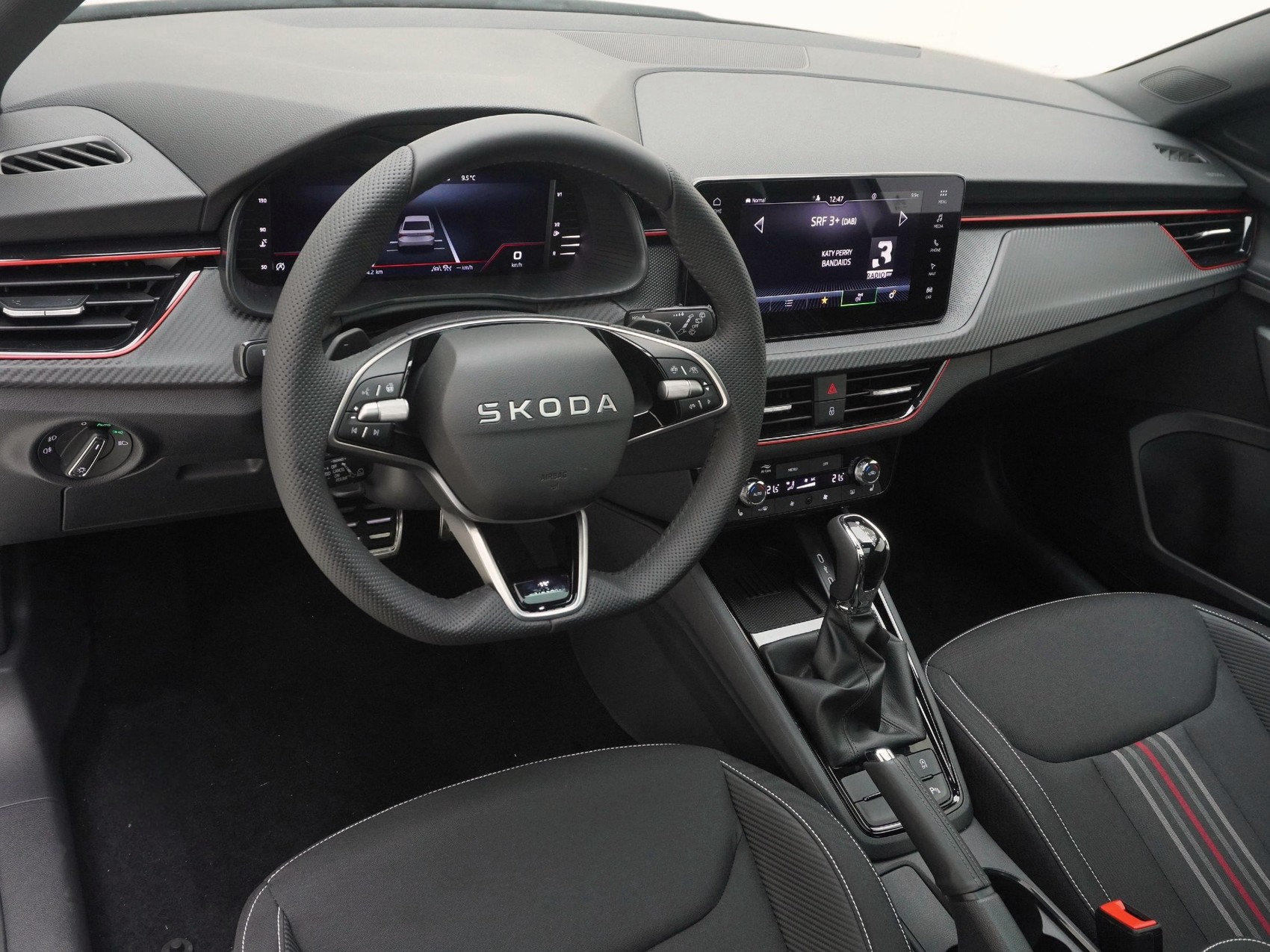 SKODA Kamiq 1.5 TSI Monte Carlo-image-10