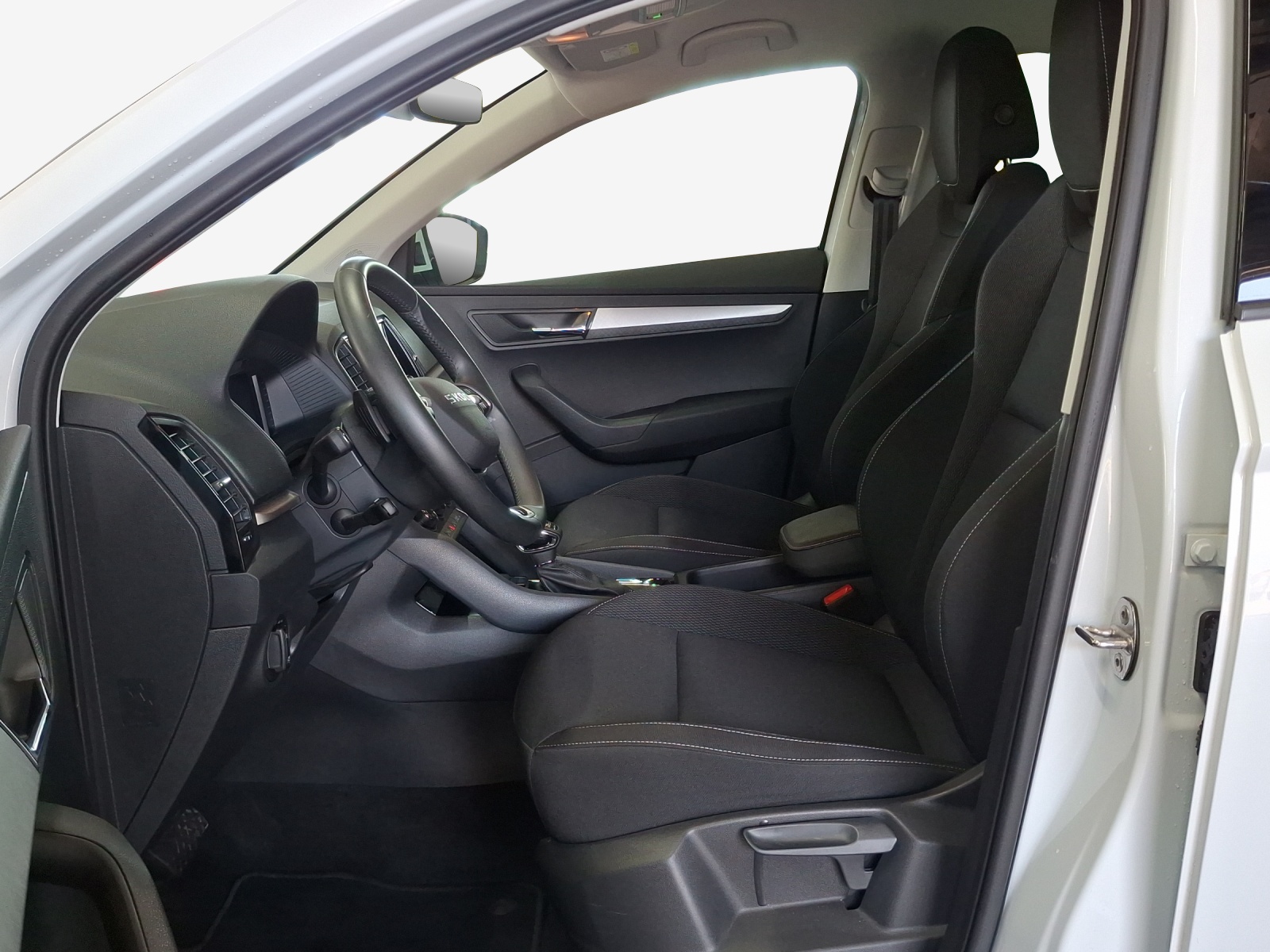 SKODA Karoq 2.0 TDI CR Selection 4x4 DSG-image-7