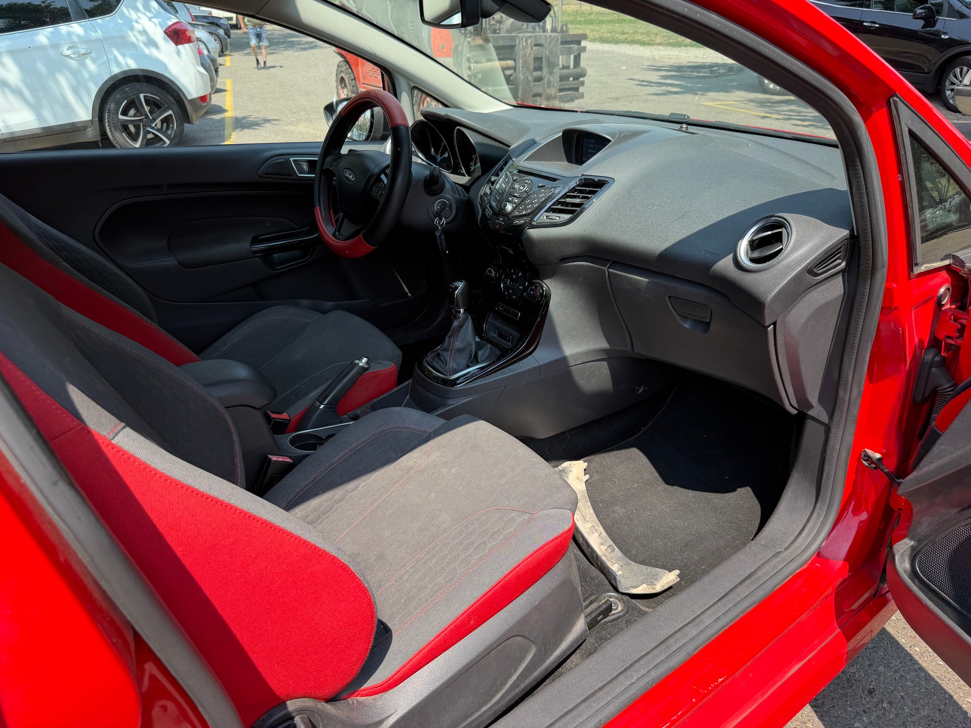 FORD Fiesta 1.0 SCTi Sport Red-image-6