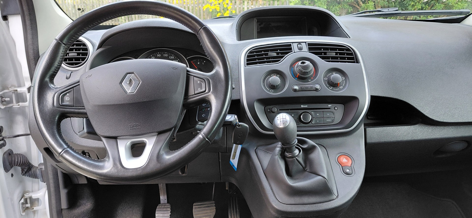 RENAULT Kangoo 1.5 dCi Limited-image-10