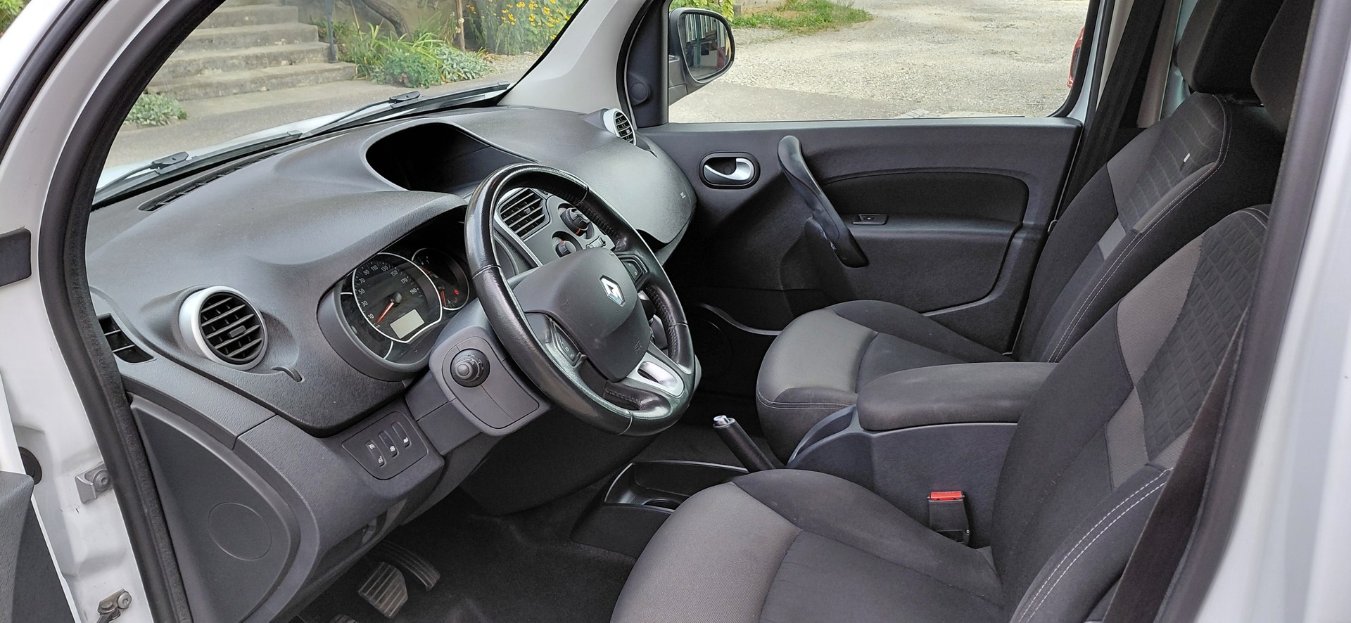 RENAULT Kangoo 1.5 dCi Limited-image-7