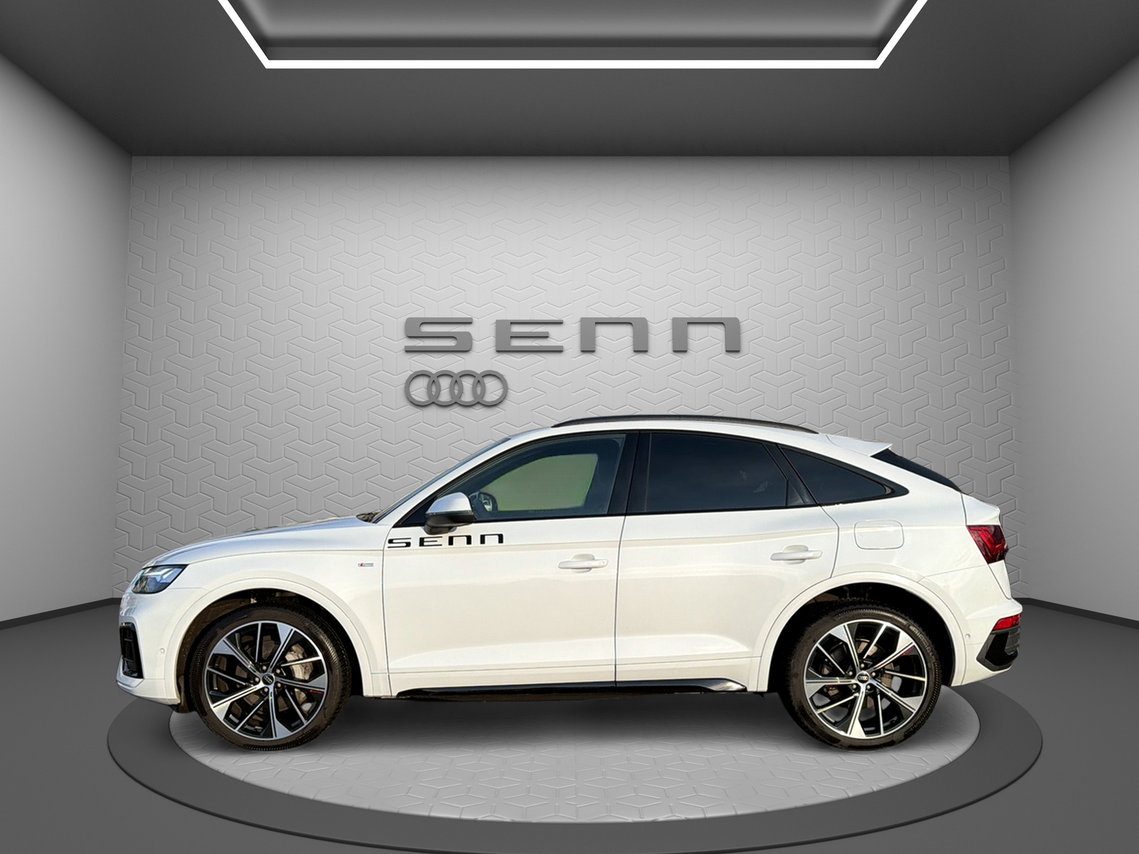 AUDI Q5 Sportback 55 TFSI e PHEV S line quattro S-tronic-image-1