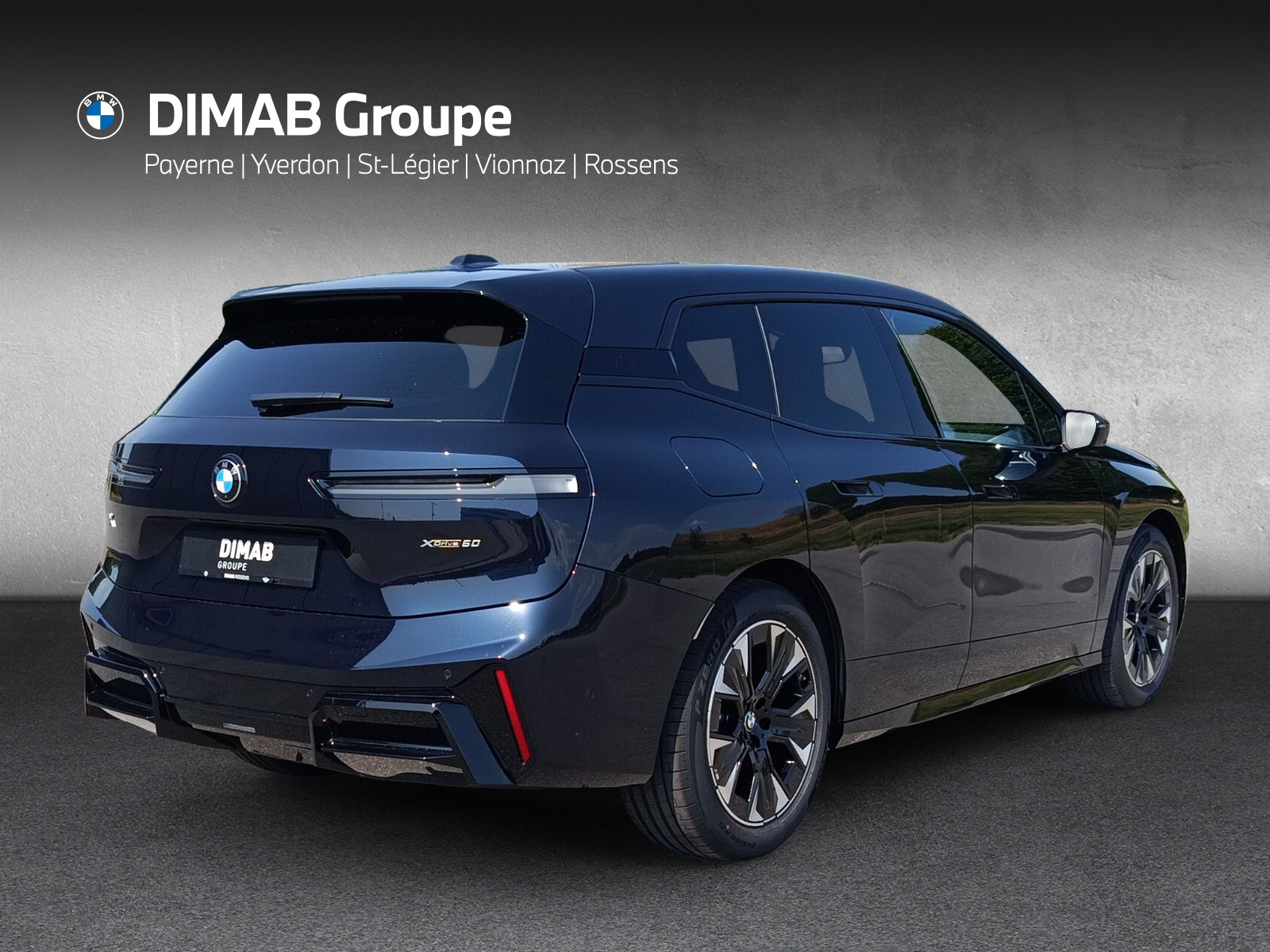 BMW iX xDrive60 M Sport Pro-image-4