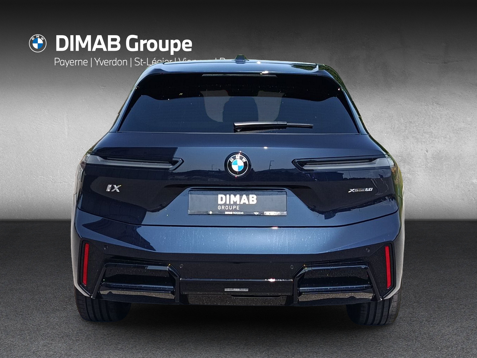 BMW iX xDrive60 M Sport Pro-image-3