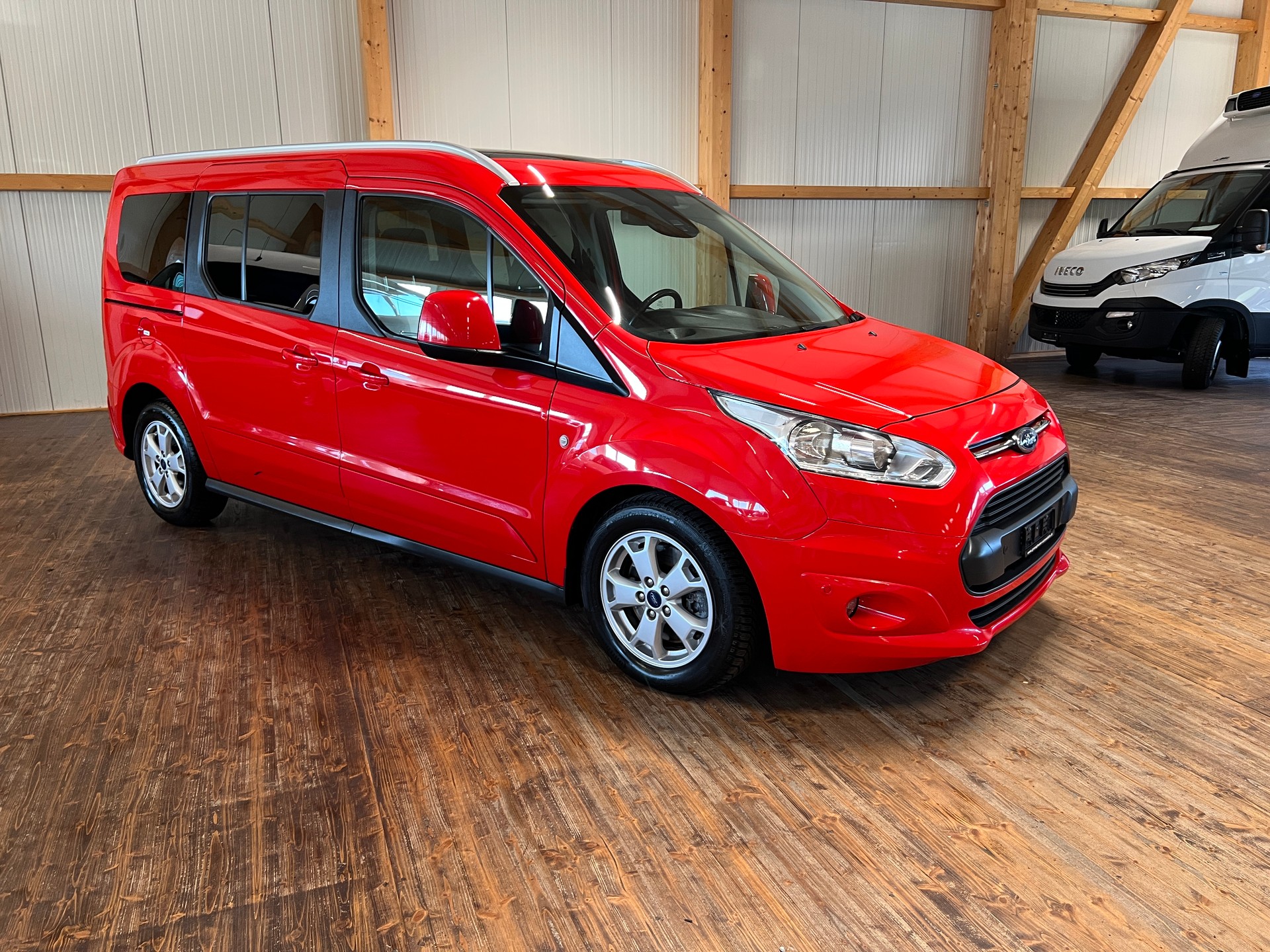 FORD Grand Tourneo Connect 1.5 TDCi Titanium Powershift-image-2