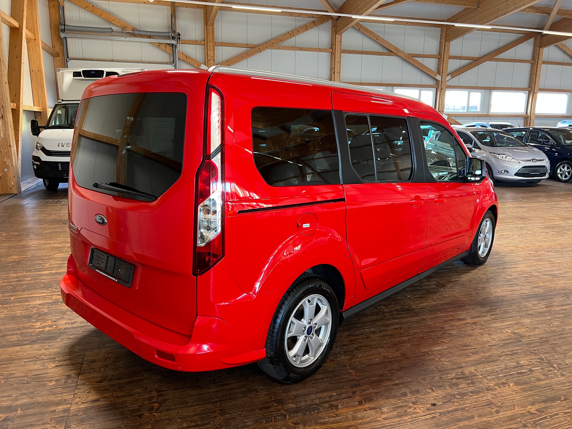 FORD Grand Tourneo Connect 1.5 TDCi Titanium Powershift-image-4