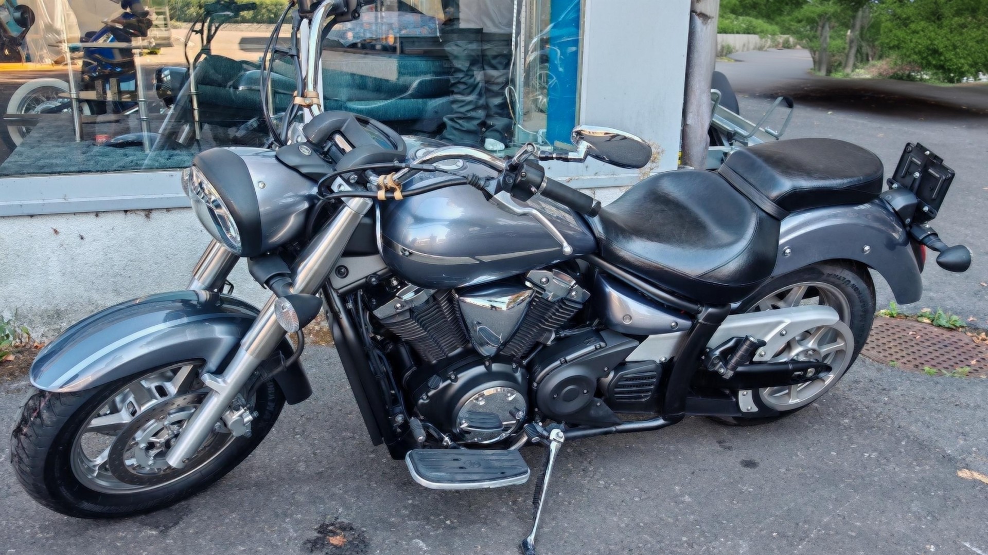 YAMAHA XVS 1300 A Midnight Star