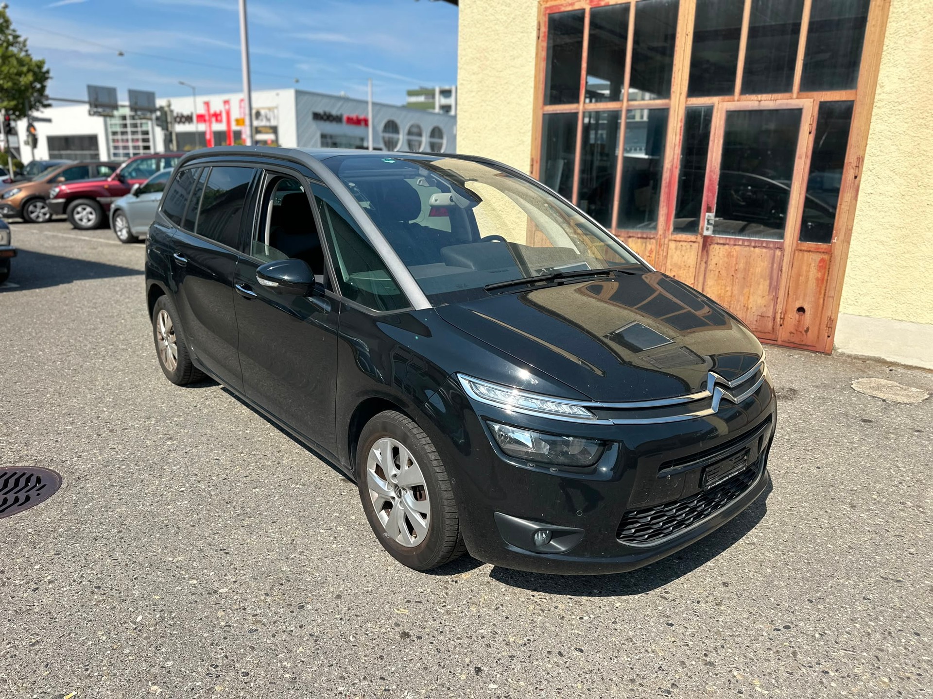 CITROEN Grand C4 Picasso 1.6 e-HDi Séduction EGS6-image-2