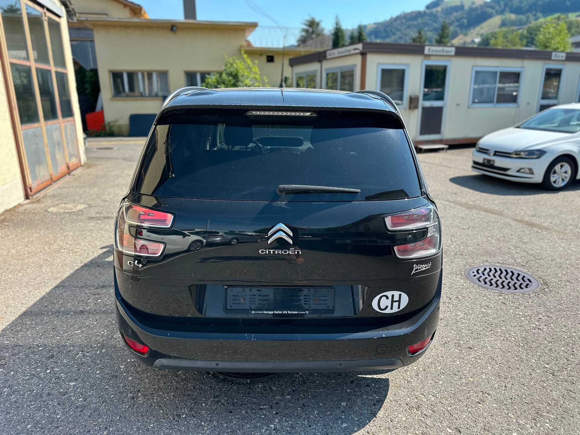 CITROEN Grand C4 Picasso 1.6 e-HDi Séduction EGS6-image-5