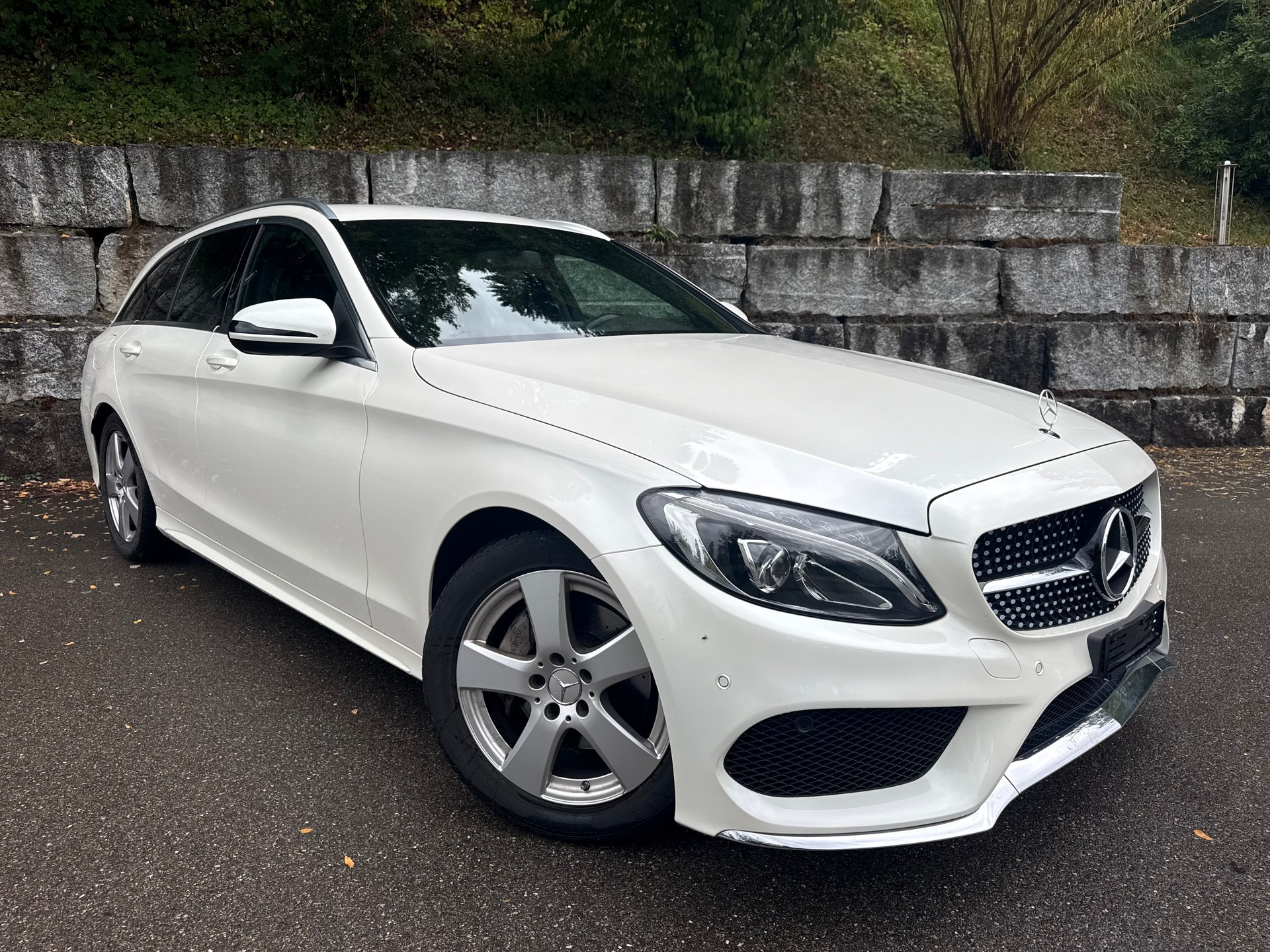 MERCEDES-BENZ C 200 AMG Line-image-1