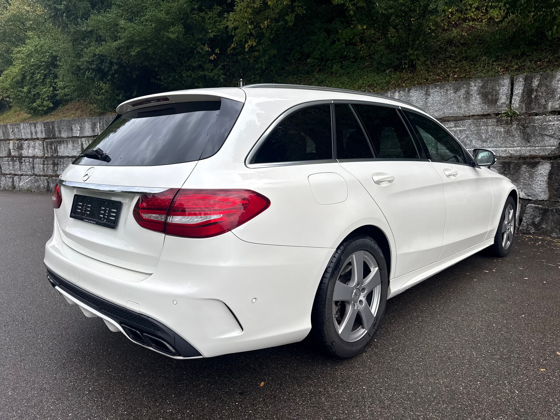 MERCEDES-BENZ C 200 AMG Line-image-2